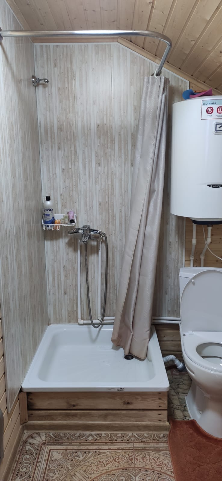 Четырехместный номер с видом на горы