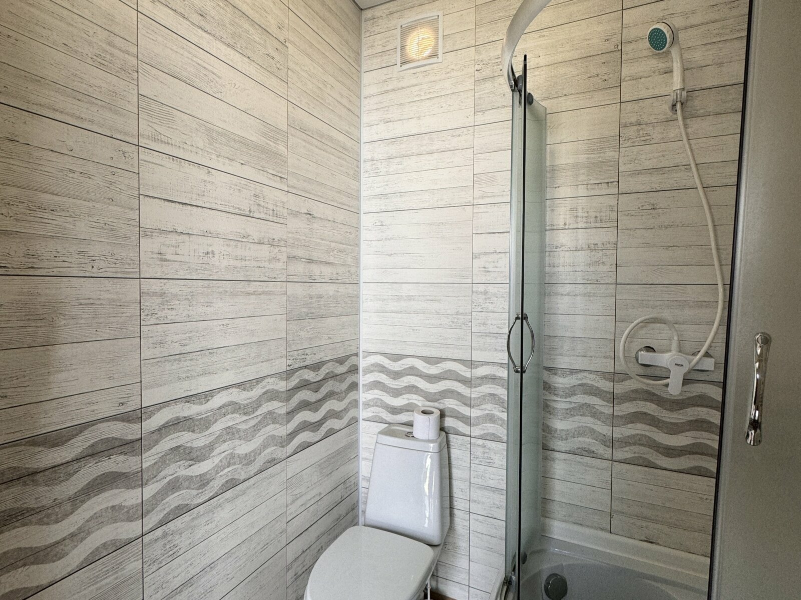 Улучшенный четырехместный номер