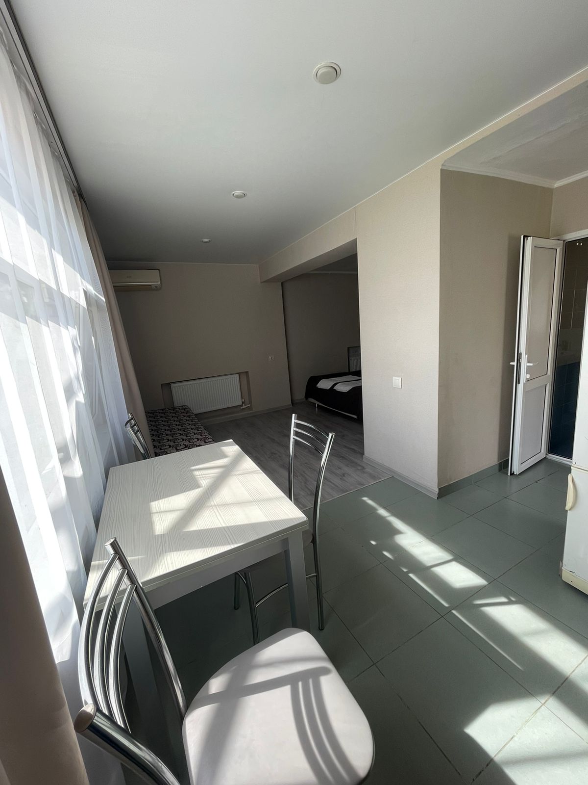 Номер-студия с видом на сад