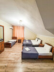 Четырехместный номер с балконом в Art House