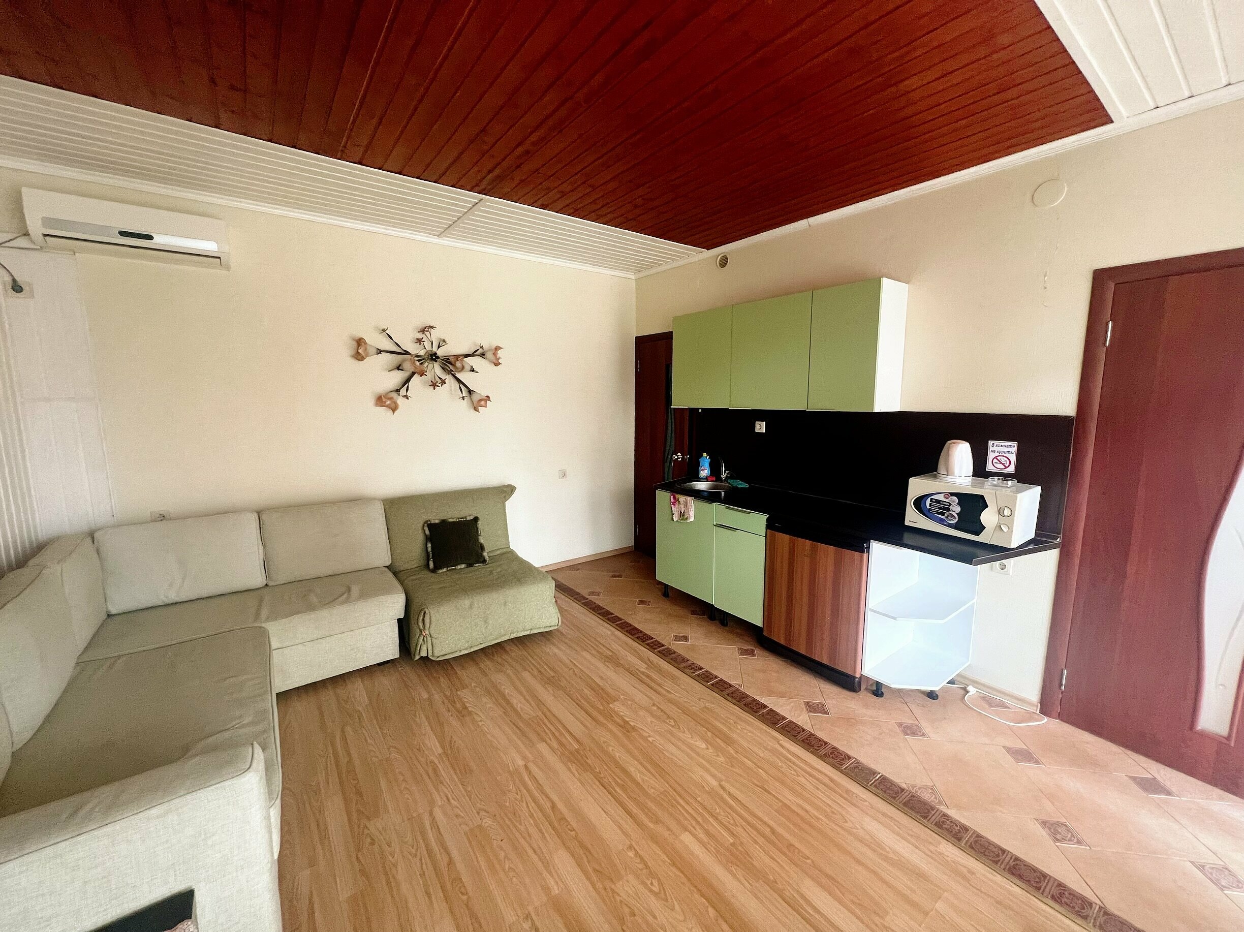 Семейный номер с балконом