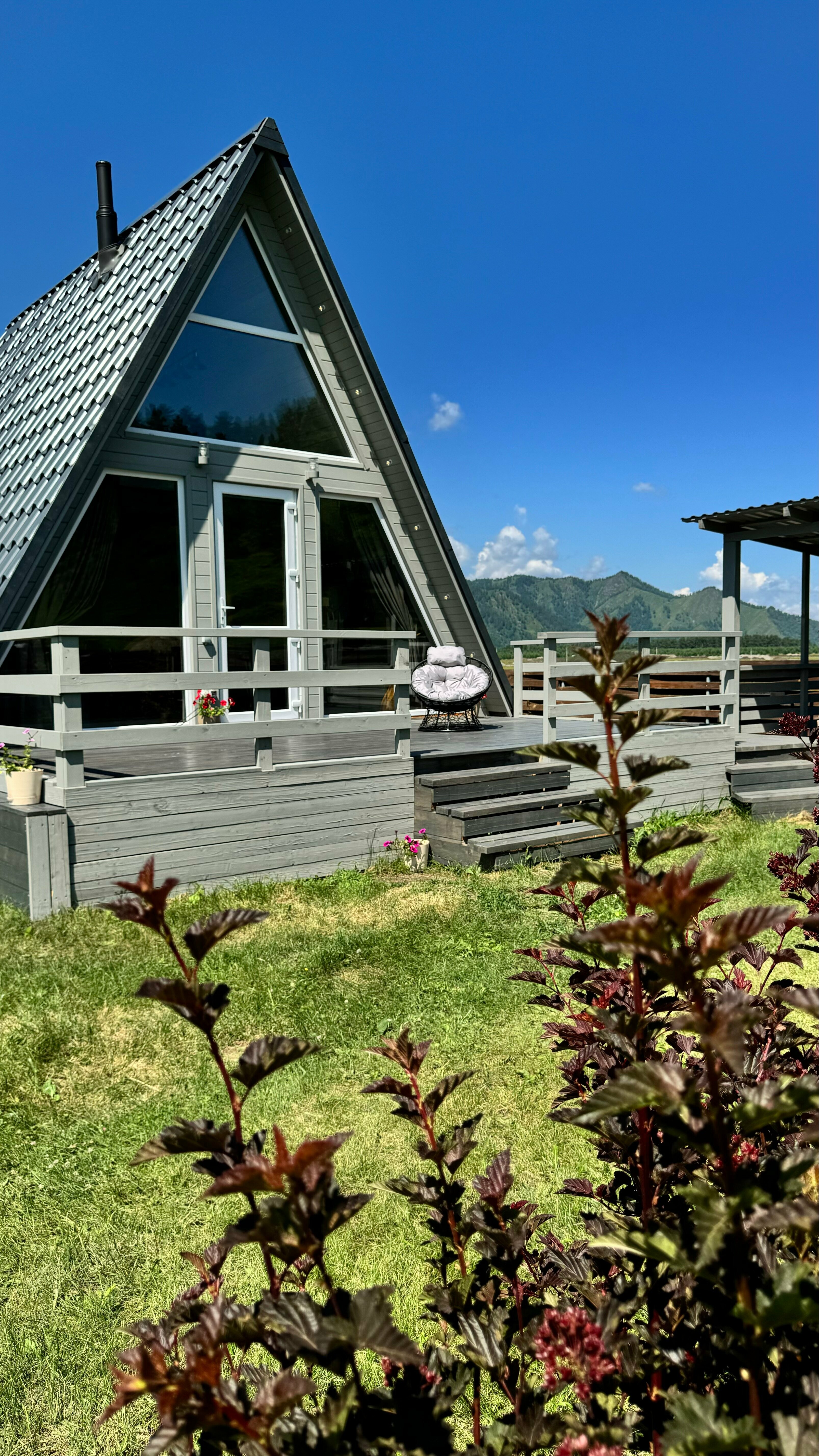 Дом с видом на горы