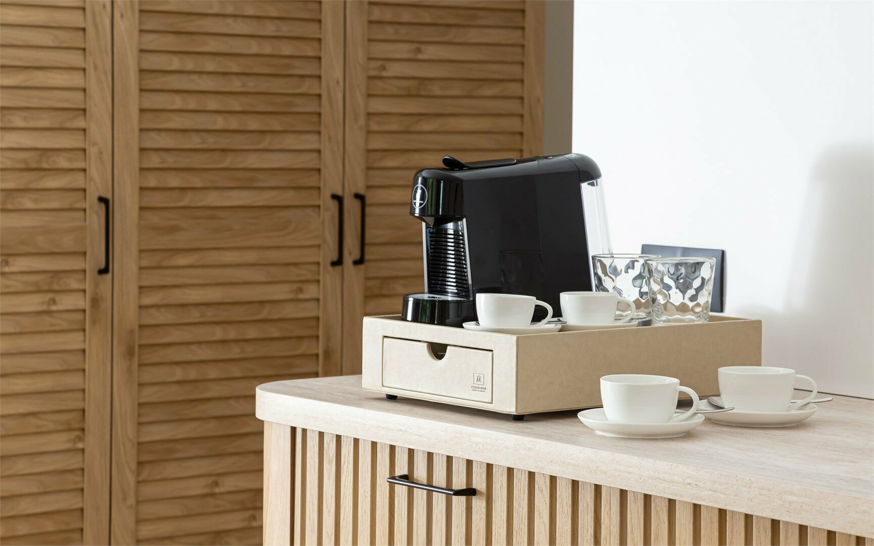 Премиум с видом на территорию отеля