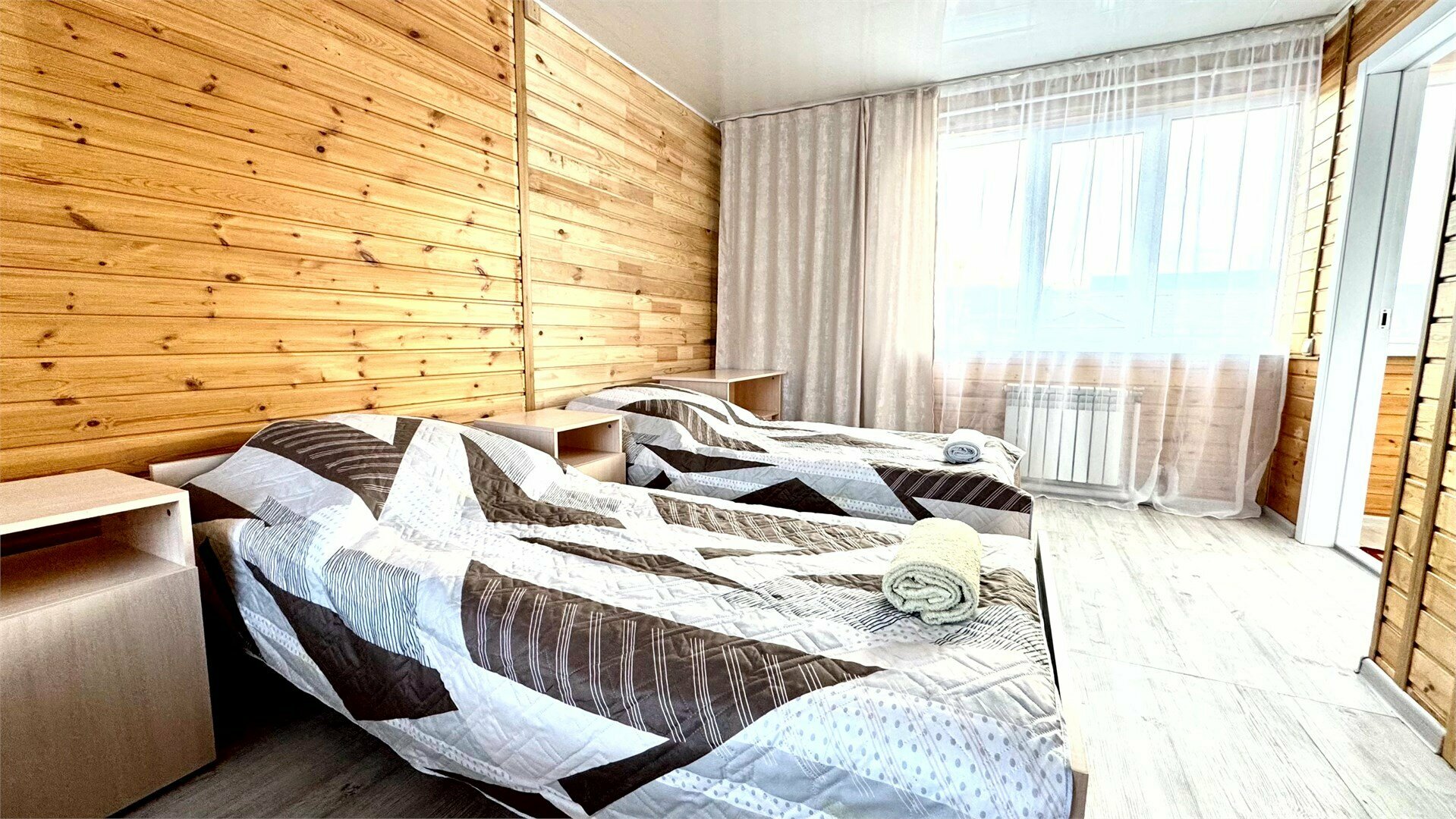 Улучшенный трехместный номер с видом на море