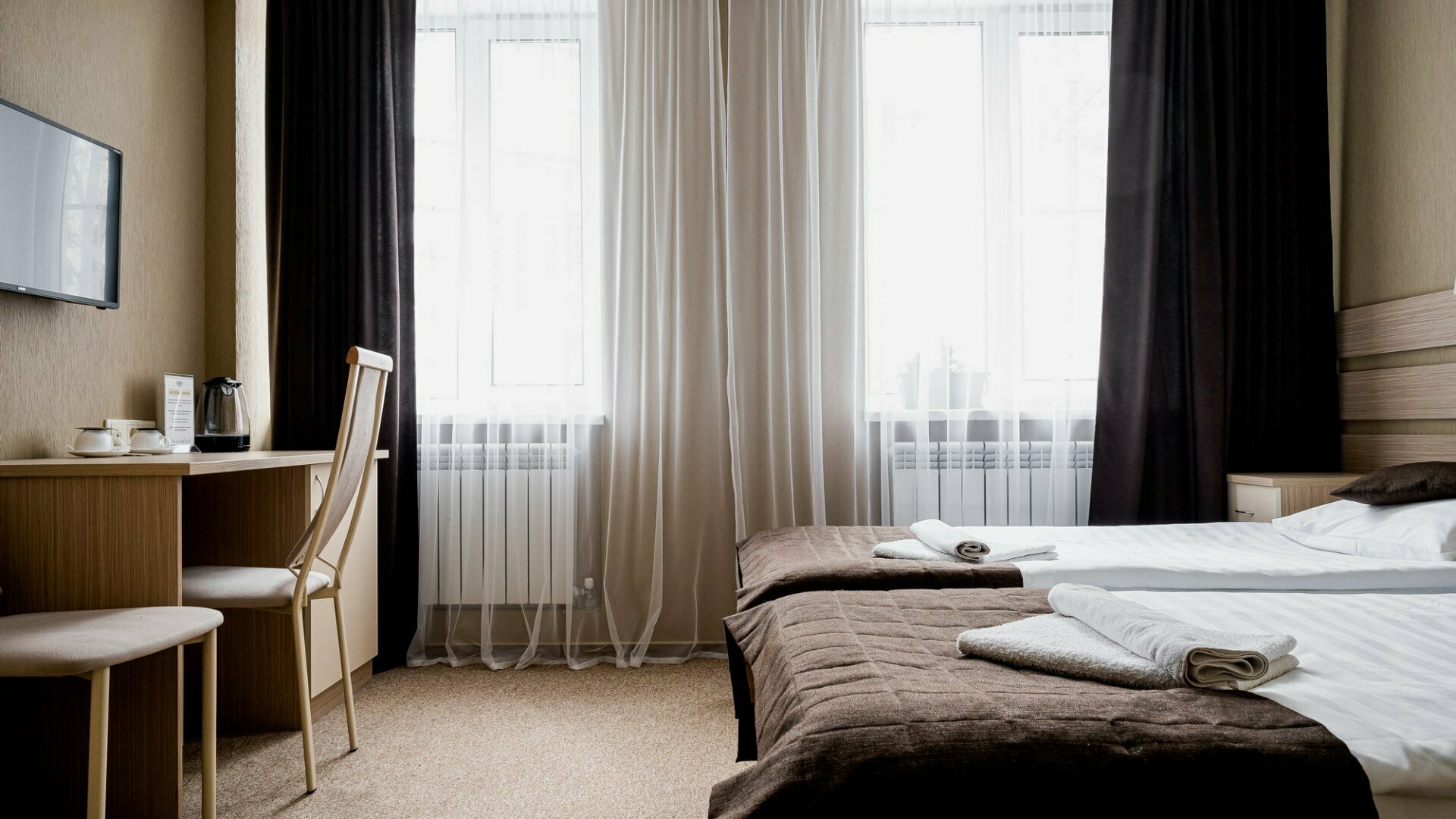 Улучшенный двухместный номер с 1 кроватью или 2 отдельными кроватями, вид на город