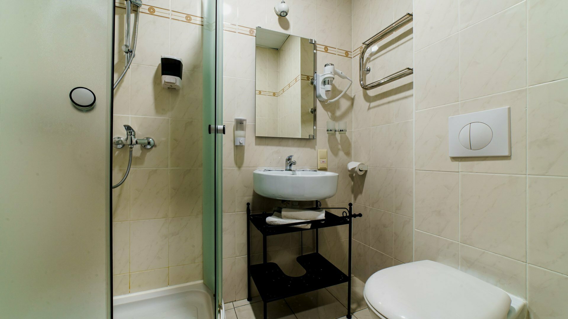 Улучшенный трехместный номер