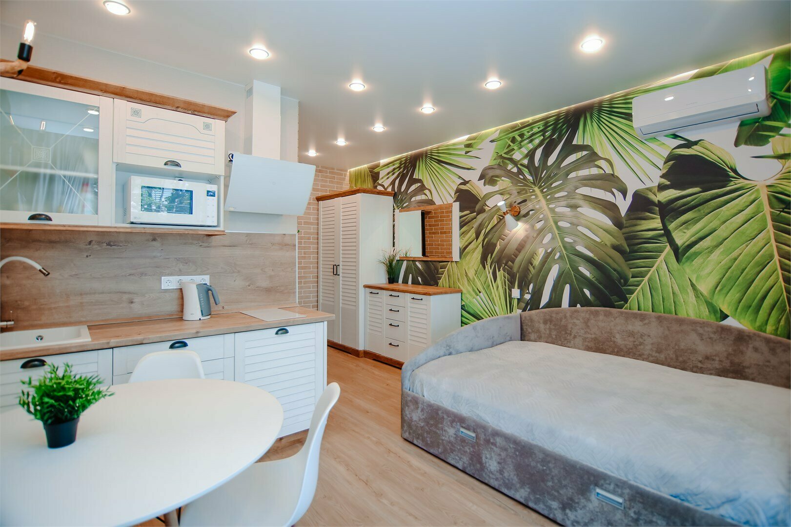 Апартаменты Студия Премиум (24 м2, с балконом)