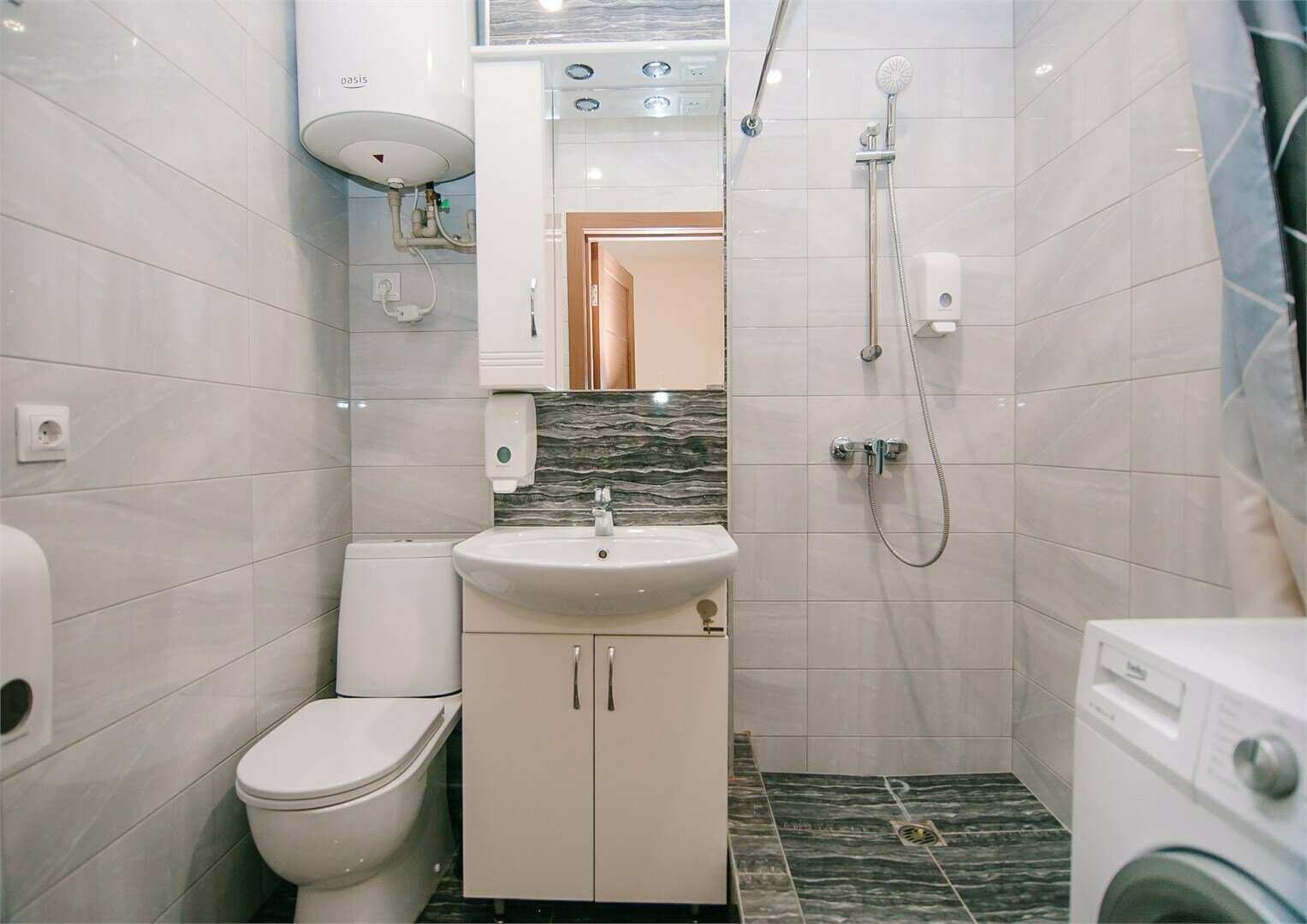 Апартаменты Студия Эконом (24 м2, с балконом)