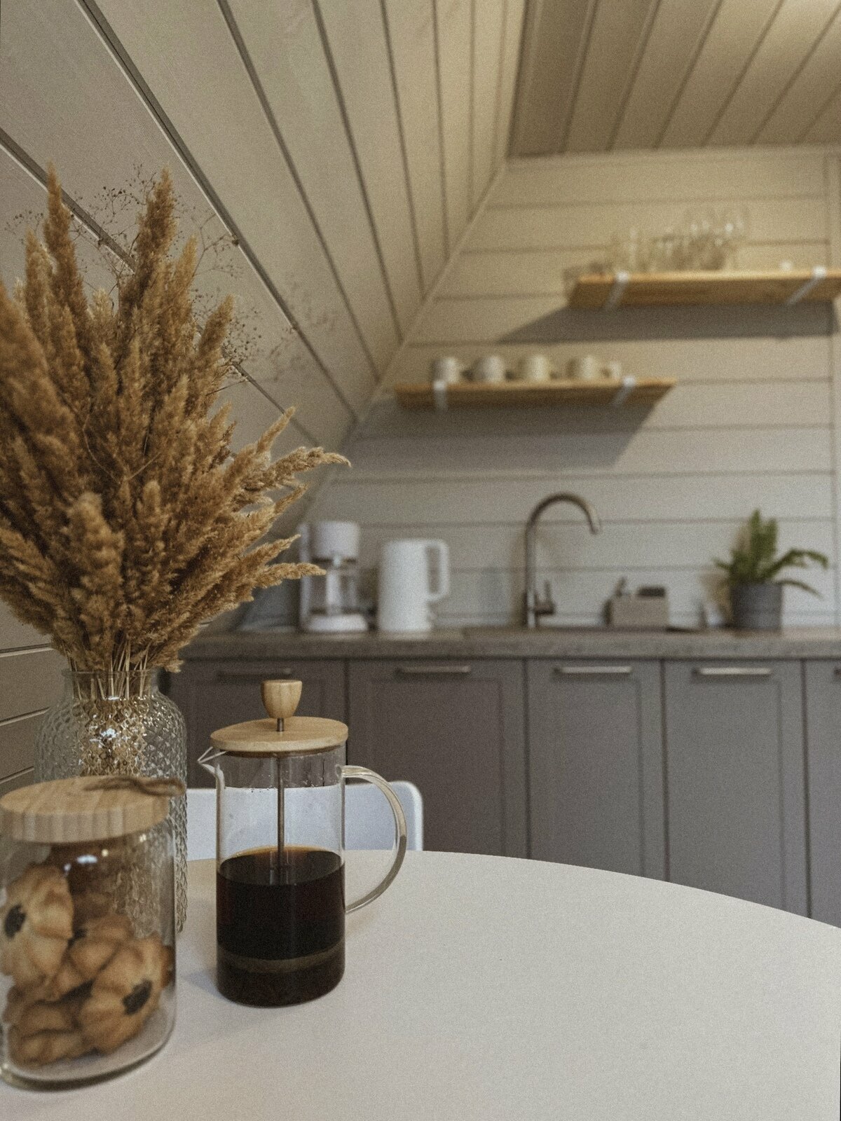 Треугольное шале Мокко с джакузи