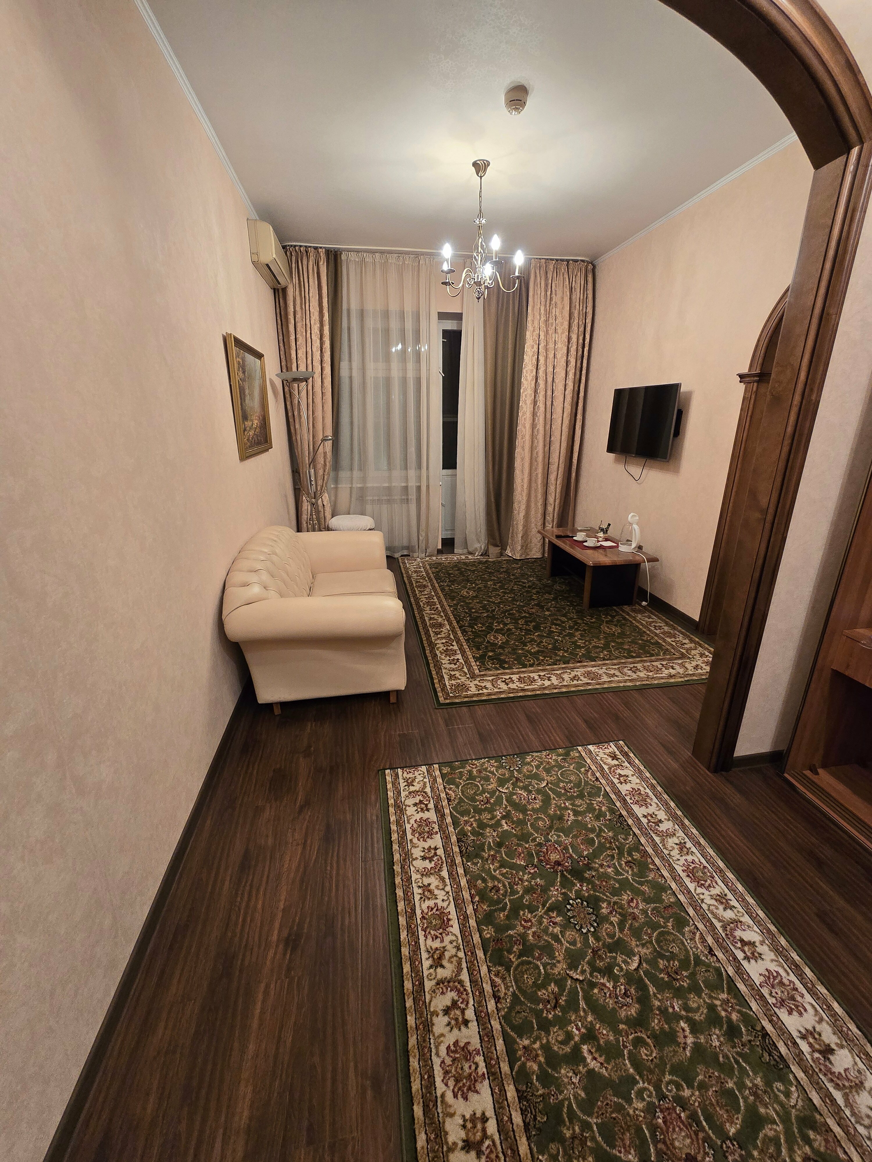 Номер-студия Делюкс с кроватью размера «king-size»