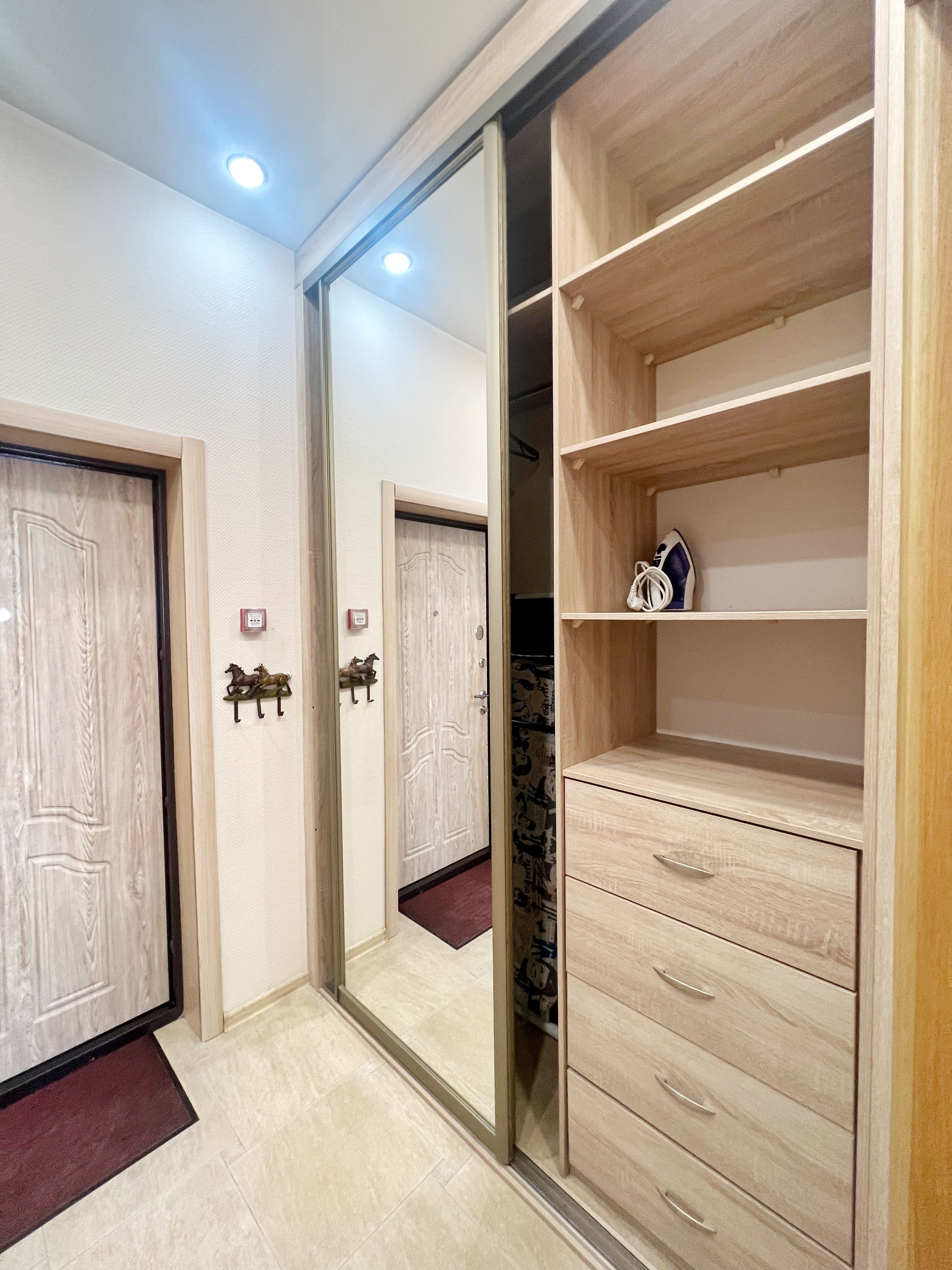 Абажур Малыгина 90 ( до 3 спальных мест, до 6 человек)