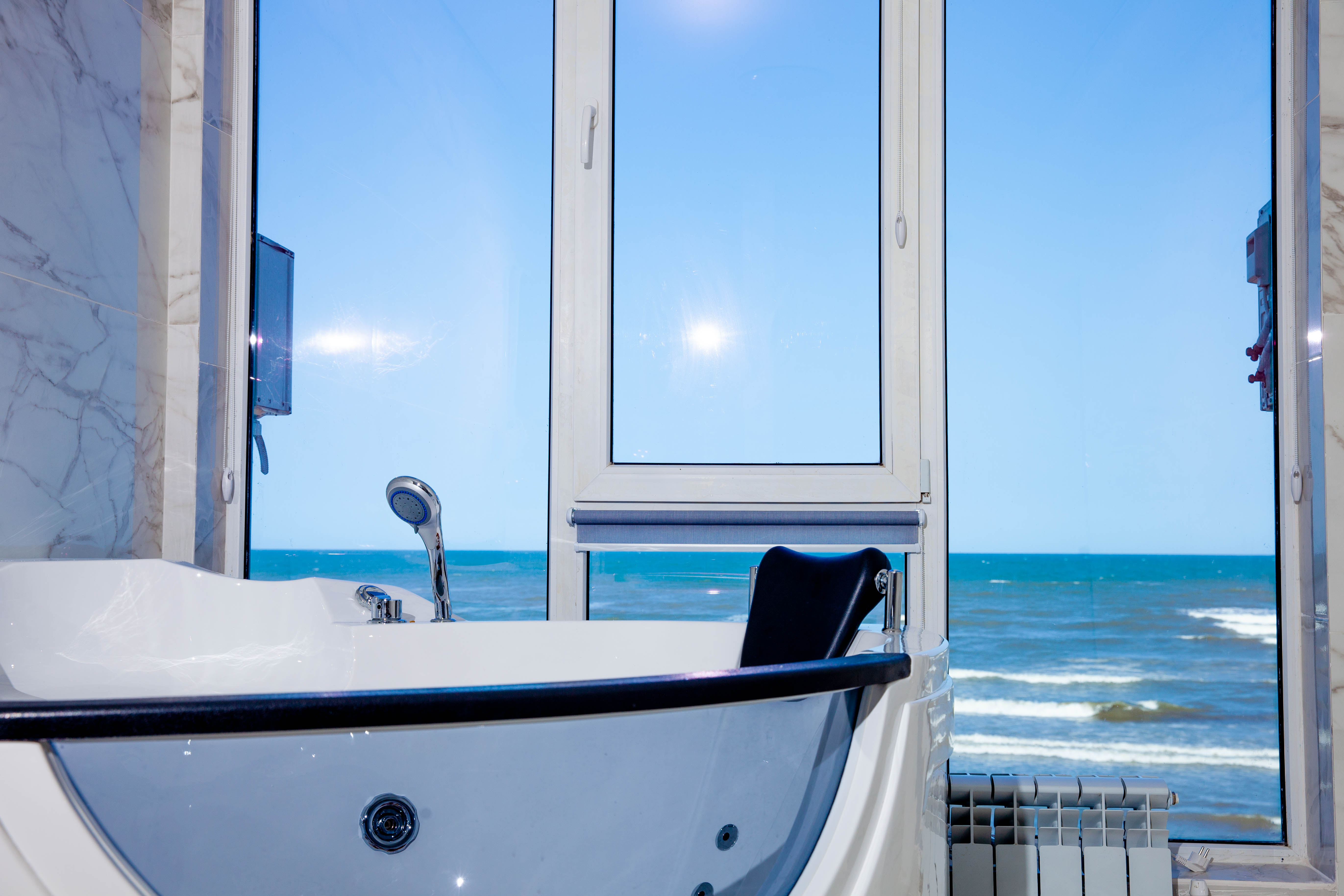 Люкс с гидромассажной ванной