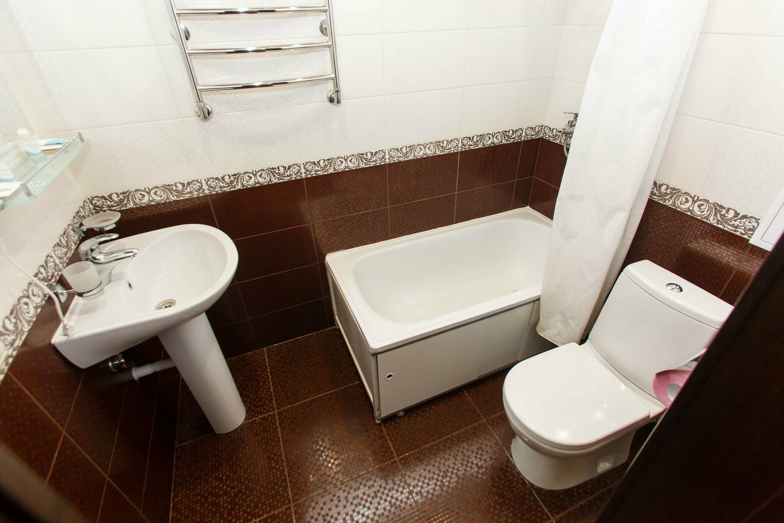 Семейный двухкомнатный номер с кухней и балконом до 6 гостей( Экскурсия в подарок )