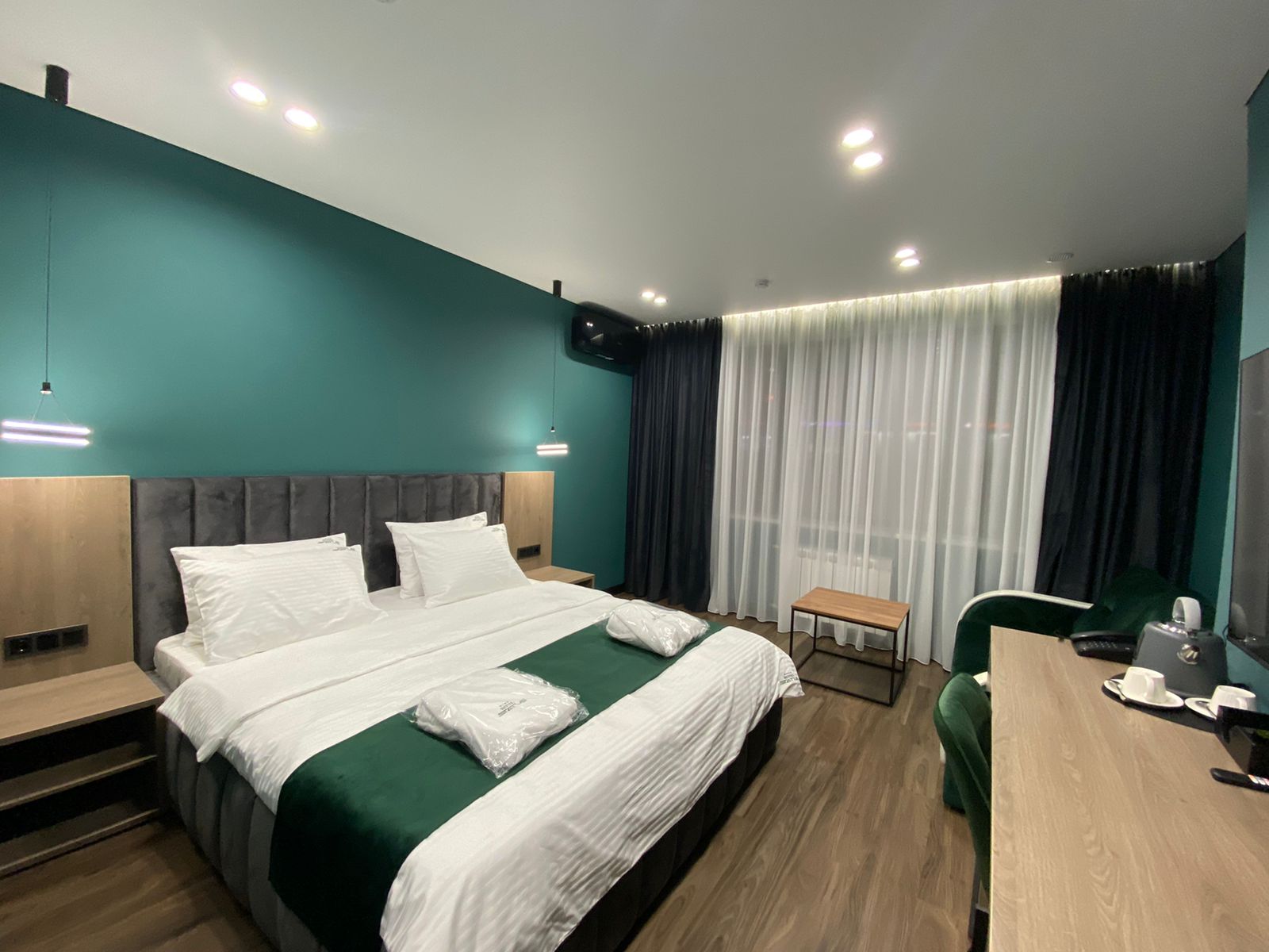 Люкс с кроватью размера «king-size»