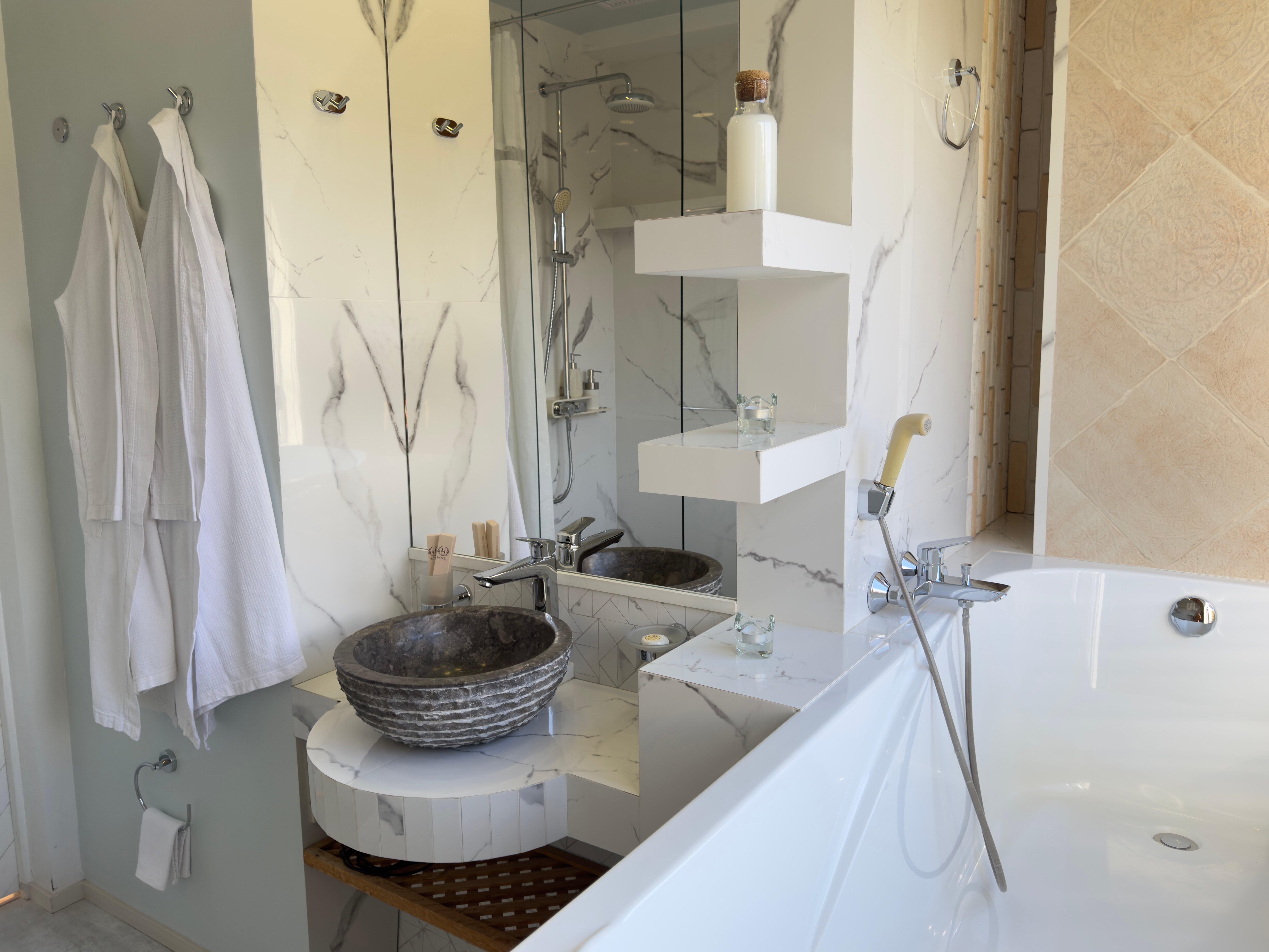 Люкс с видом на горы