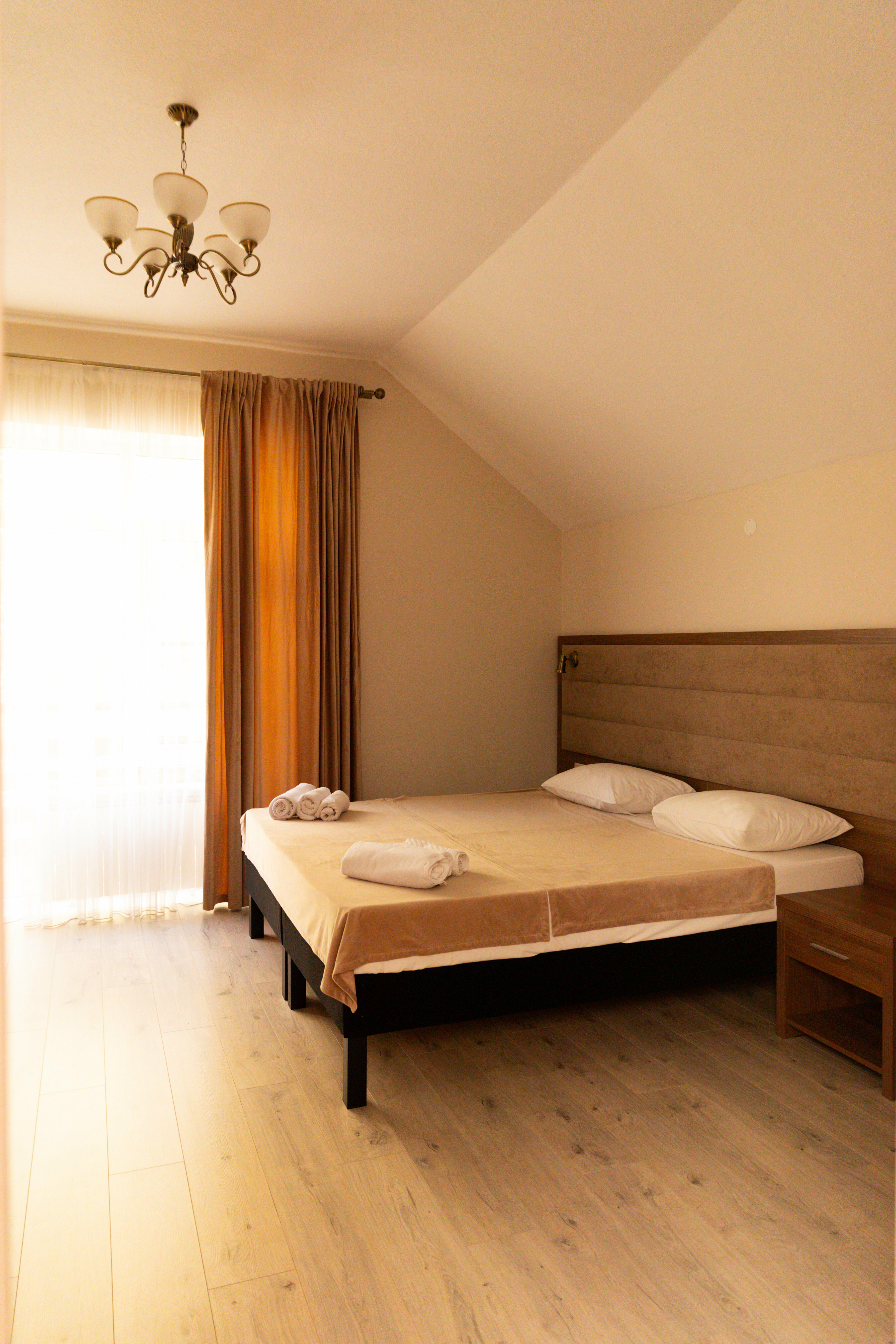 Улучшенный номер с кроватью размера «king-size» или 2 отдельными кроватями