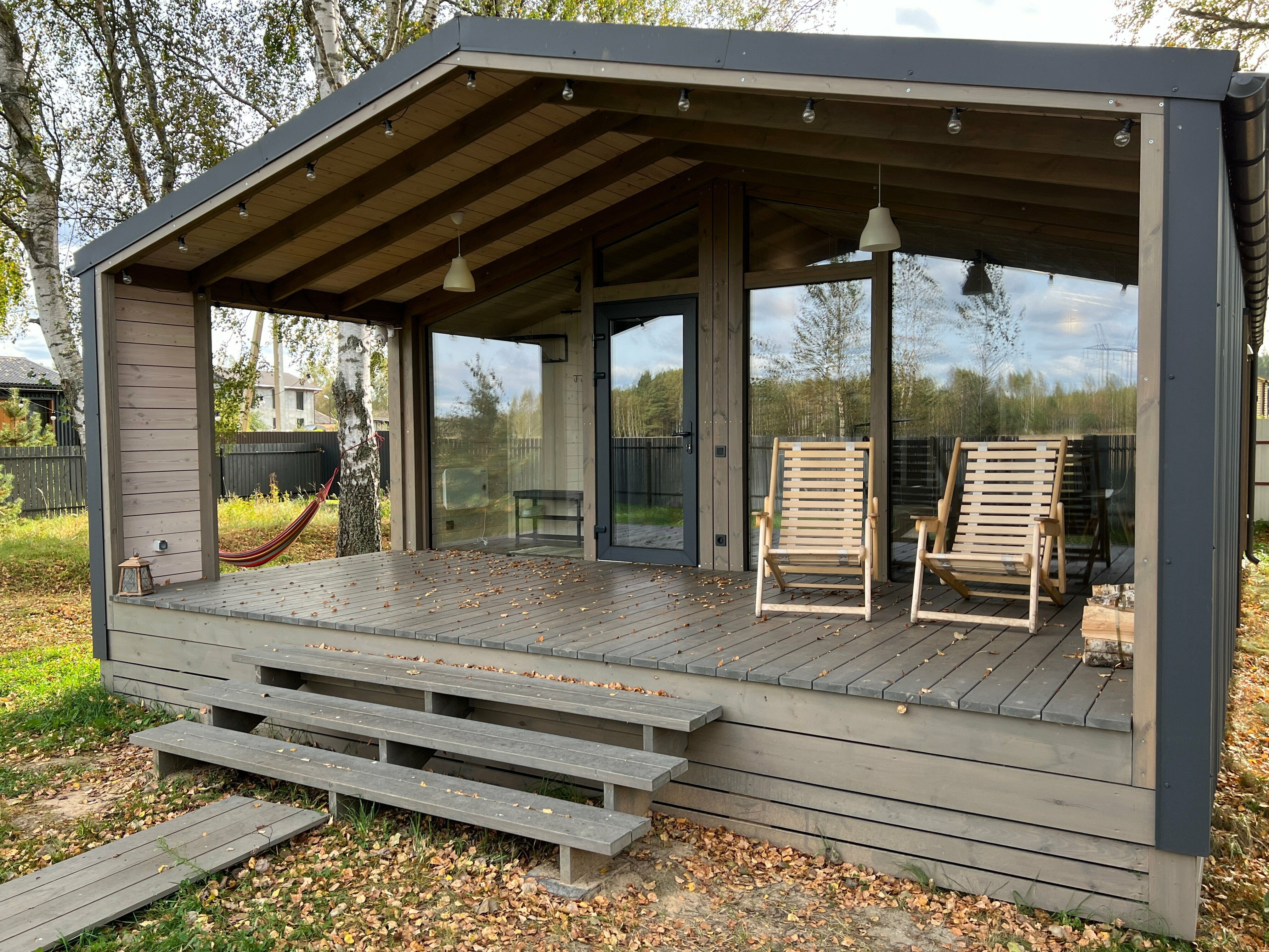 Коттедж с видом на лес