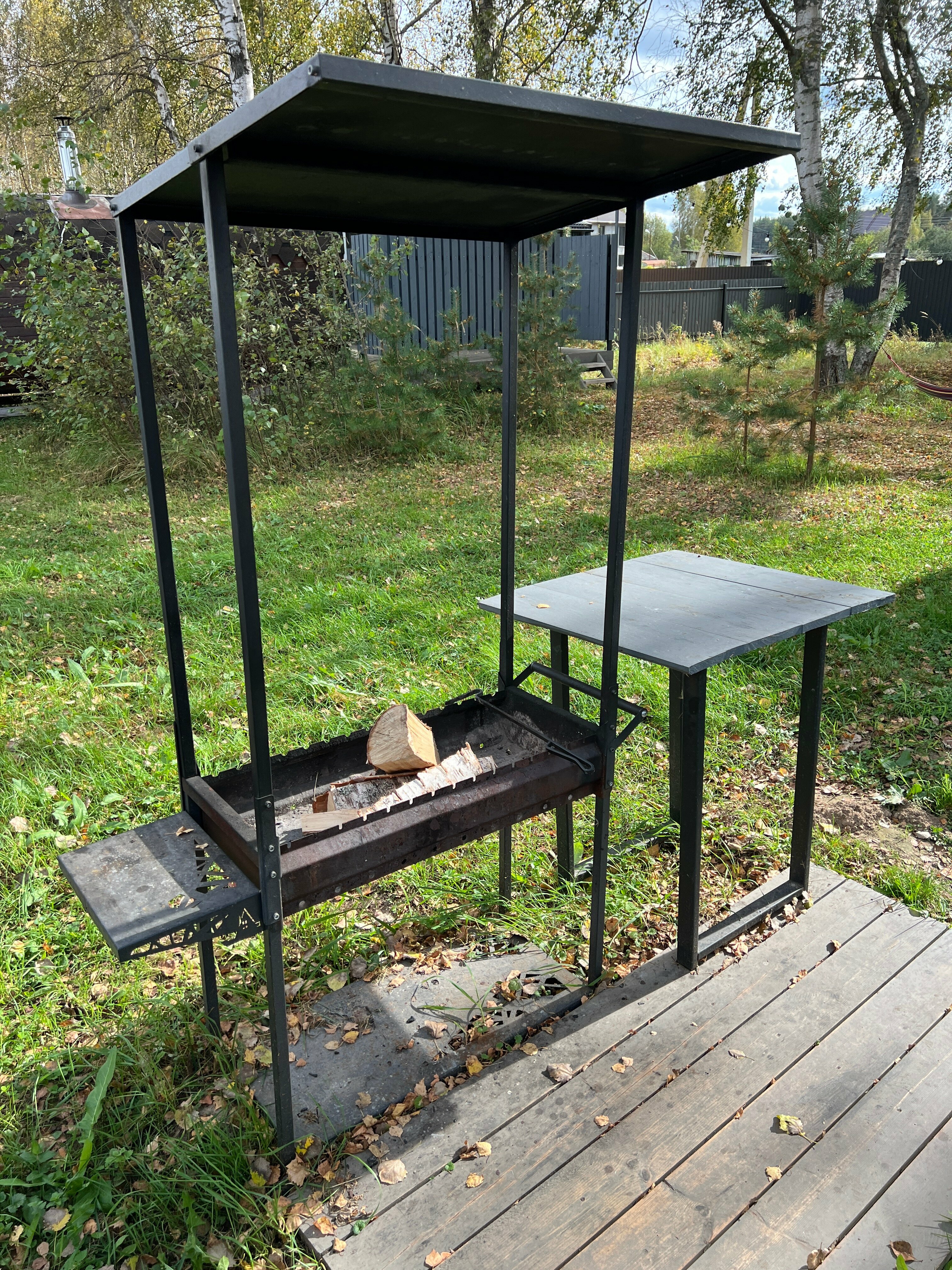 Коттедж с видом на лес