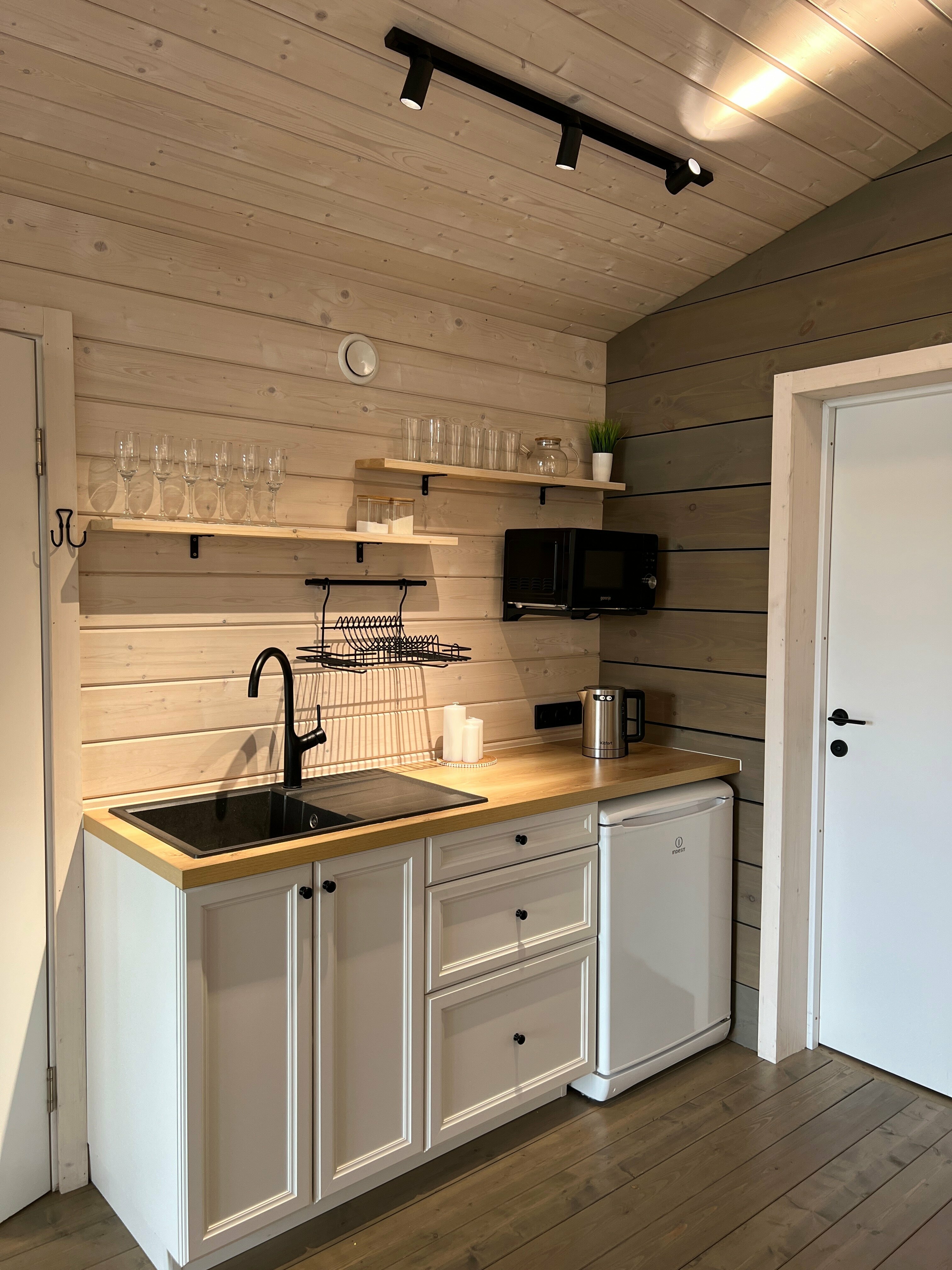 Коттедж с видом на лес