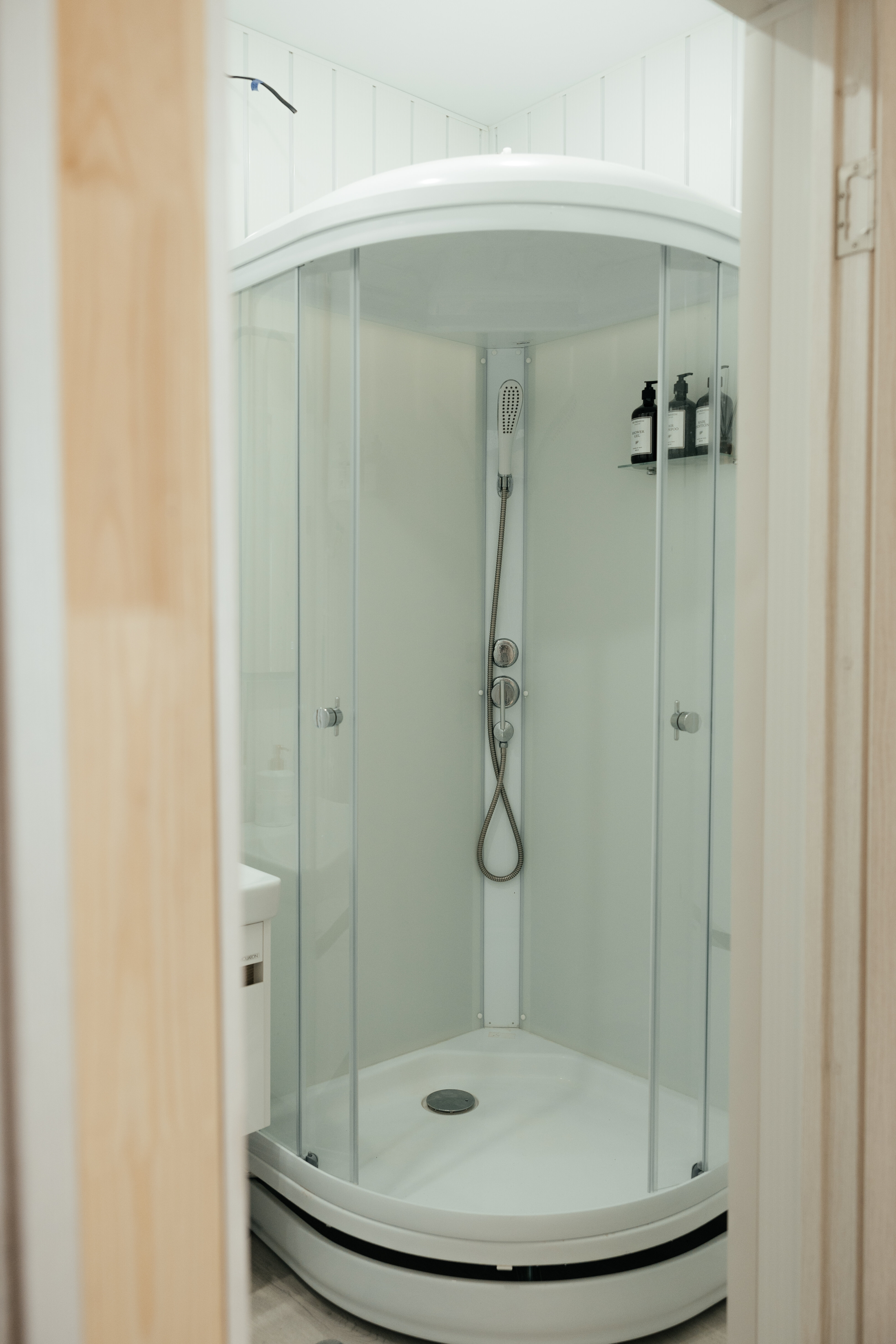 Дом с видом на озеро