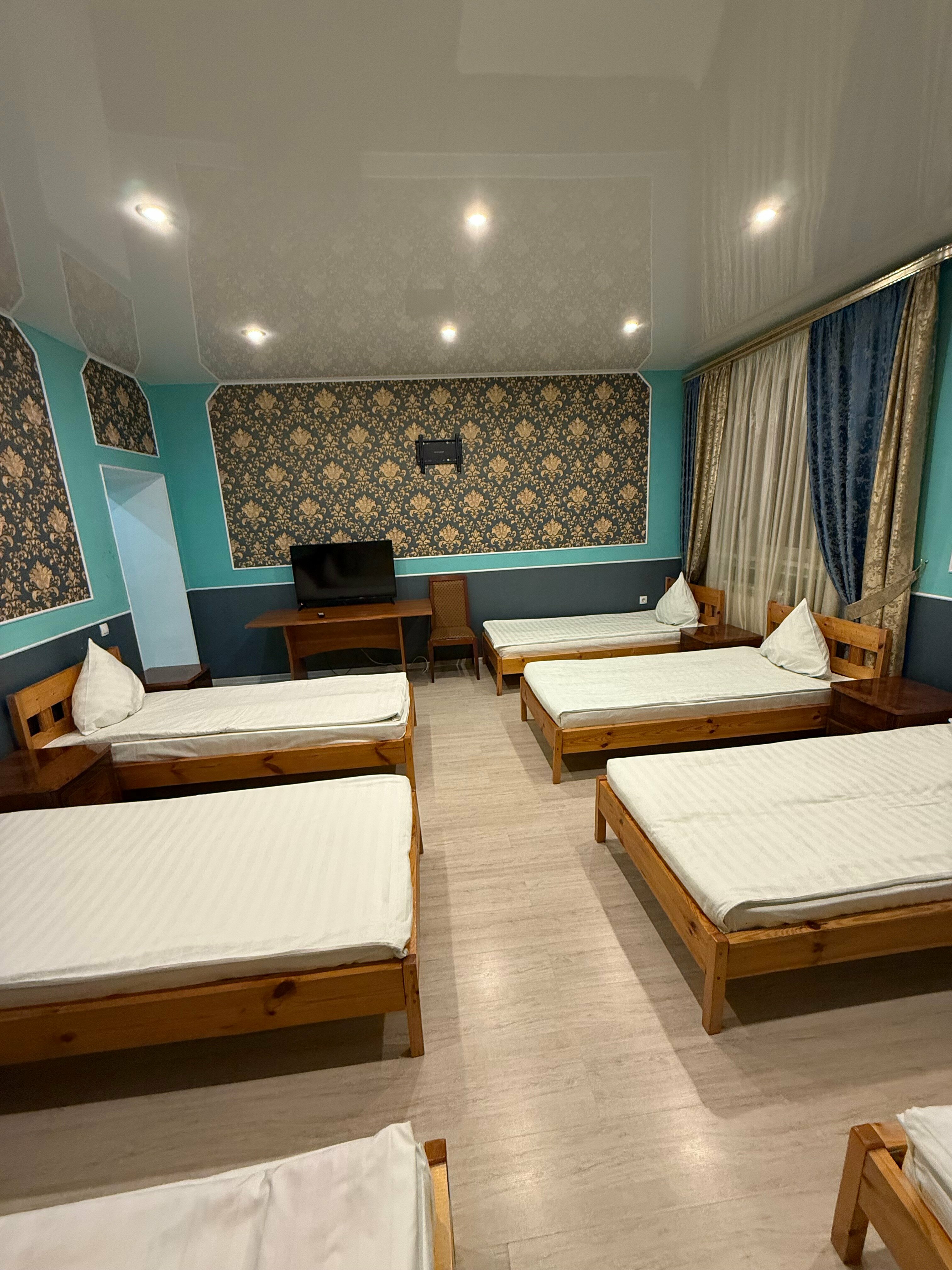 Общий номер для мужчин и женщин