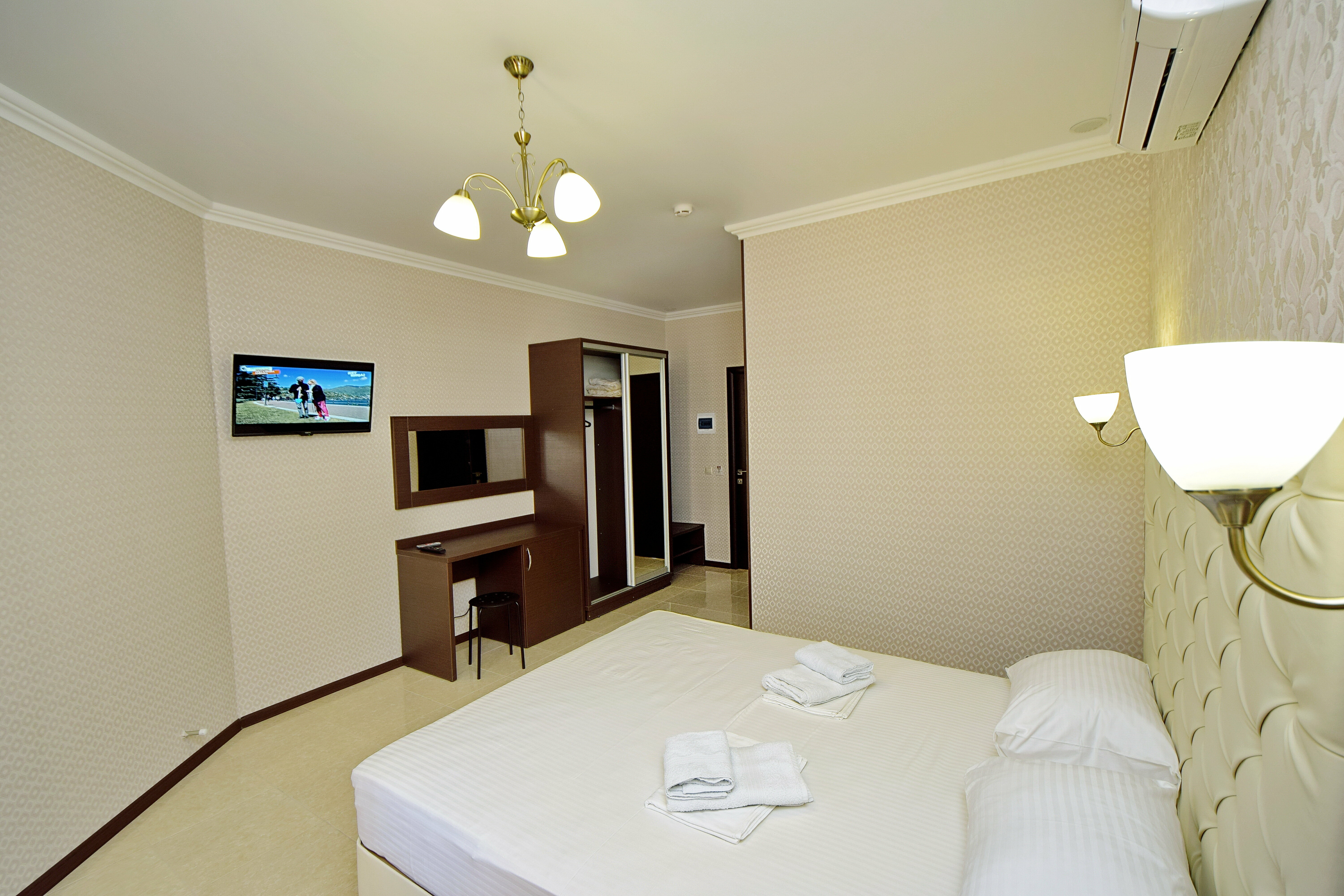 Стандартный двухместный номер с 1 кроватью или 2 отдельными кроватями и балконом