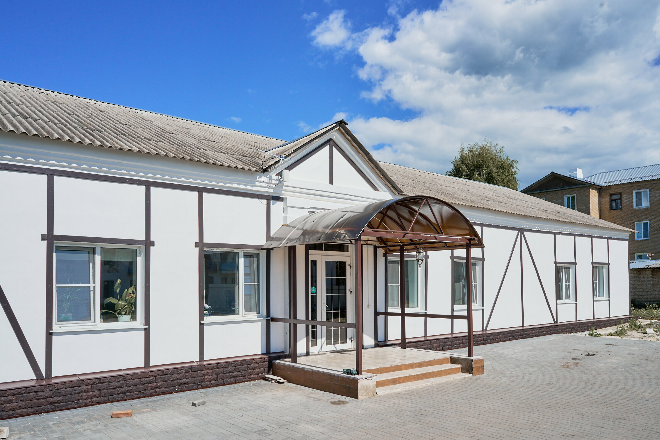 Улучшенный трехместный номер