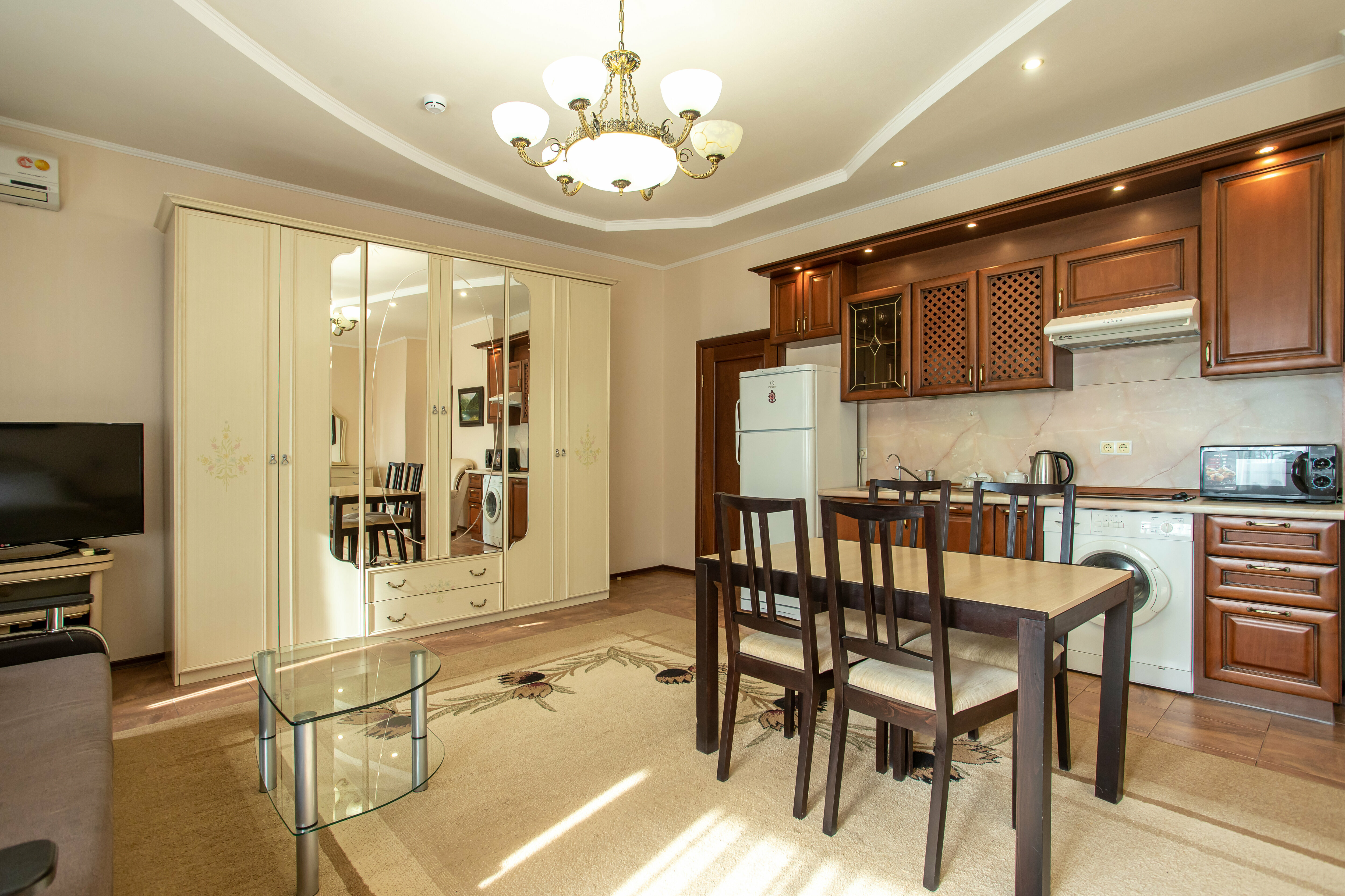 Номер студия с балконом 2 этаж