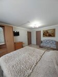 Cемейный номер с собственной ванной комнатой в Байкальская жемчужинка