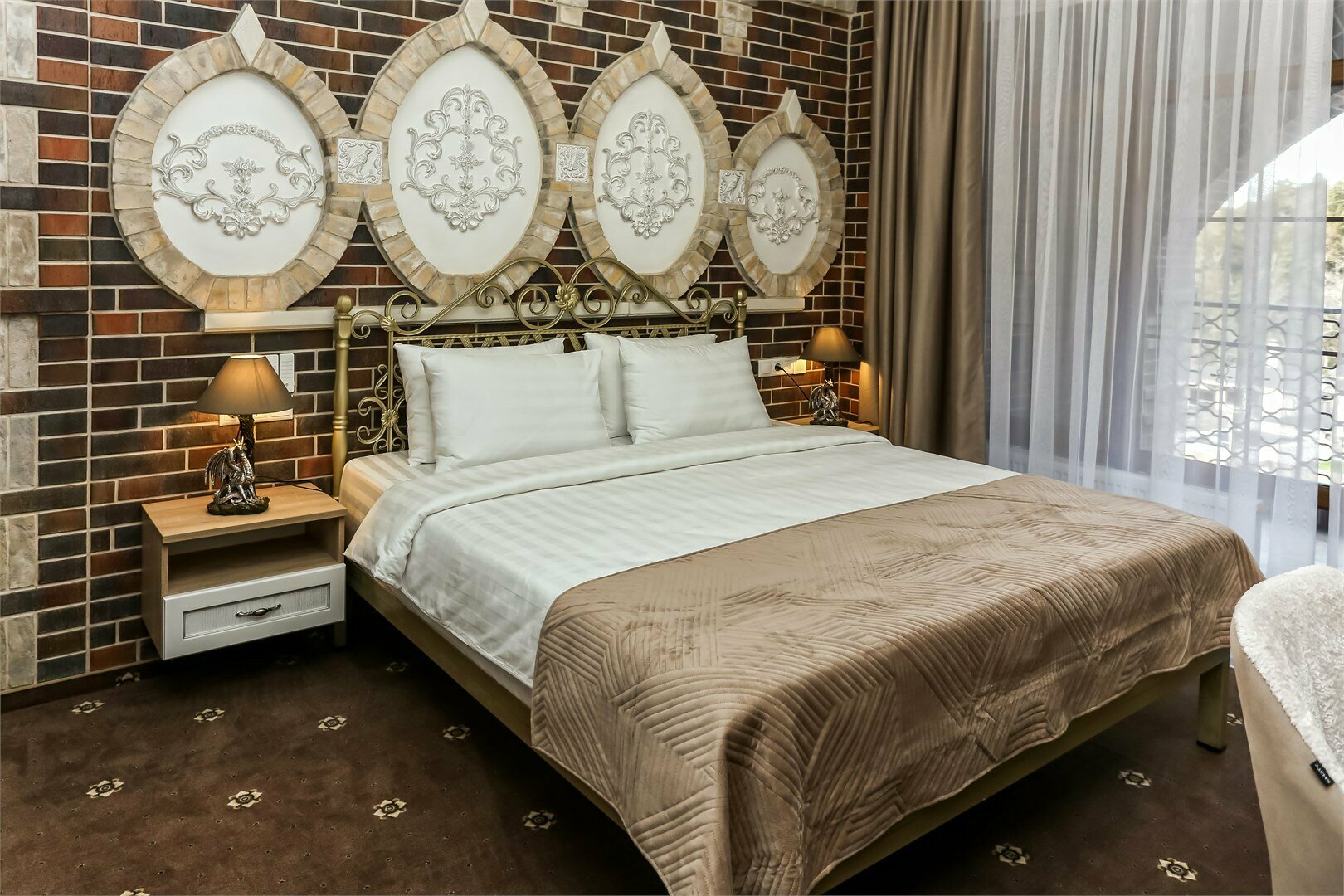 Двухместный номер с 1 кроватью и балконом