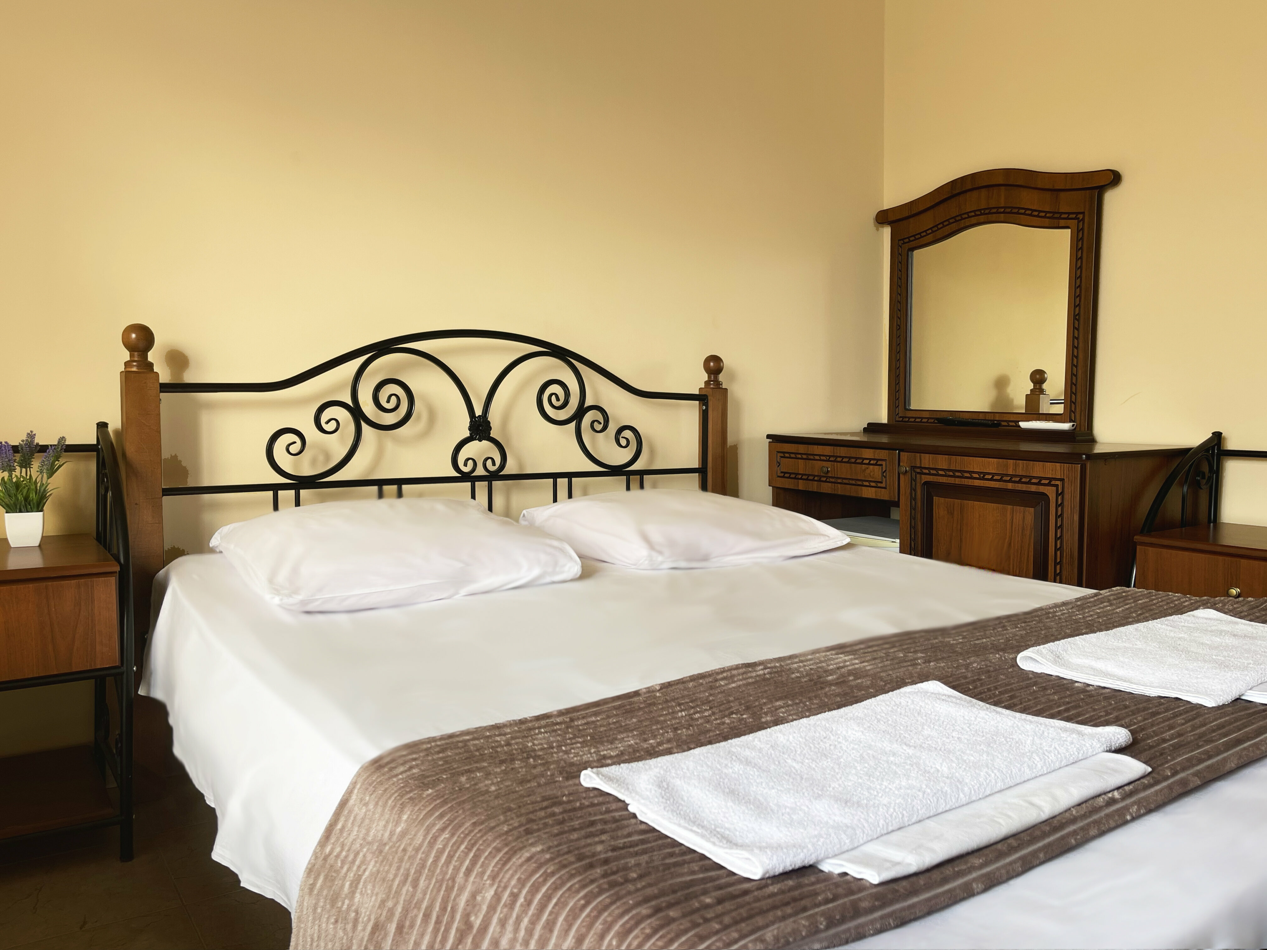 Трехместный номер с балконом