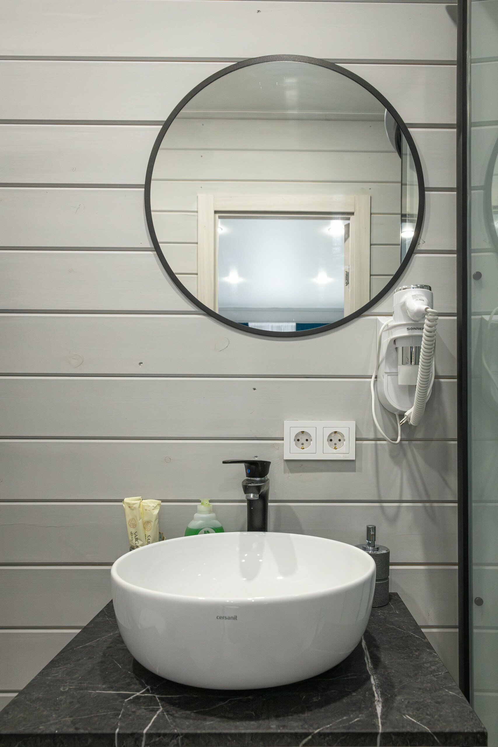 Дом с видом на море