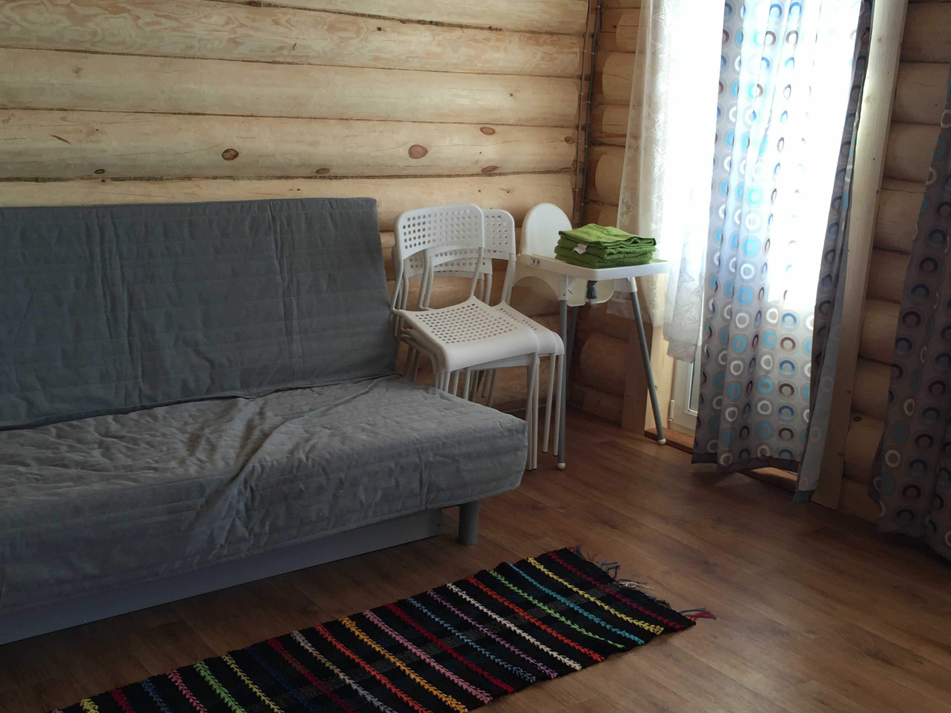 Коттедж с одной спальней, видом на озеро и балконом