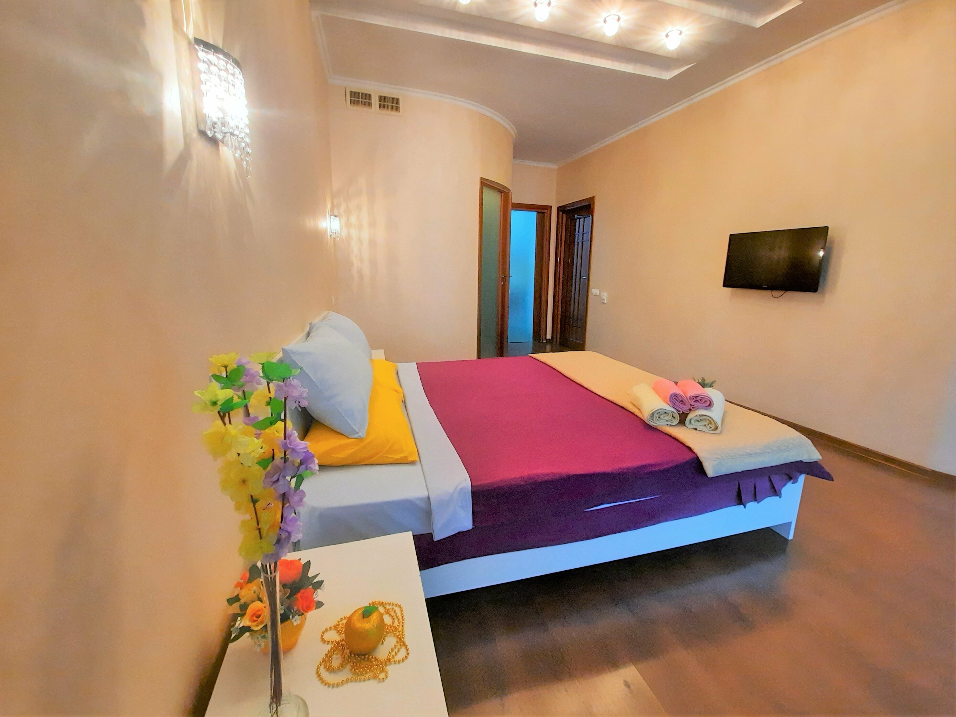 Семейный номер с боковым видом на море