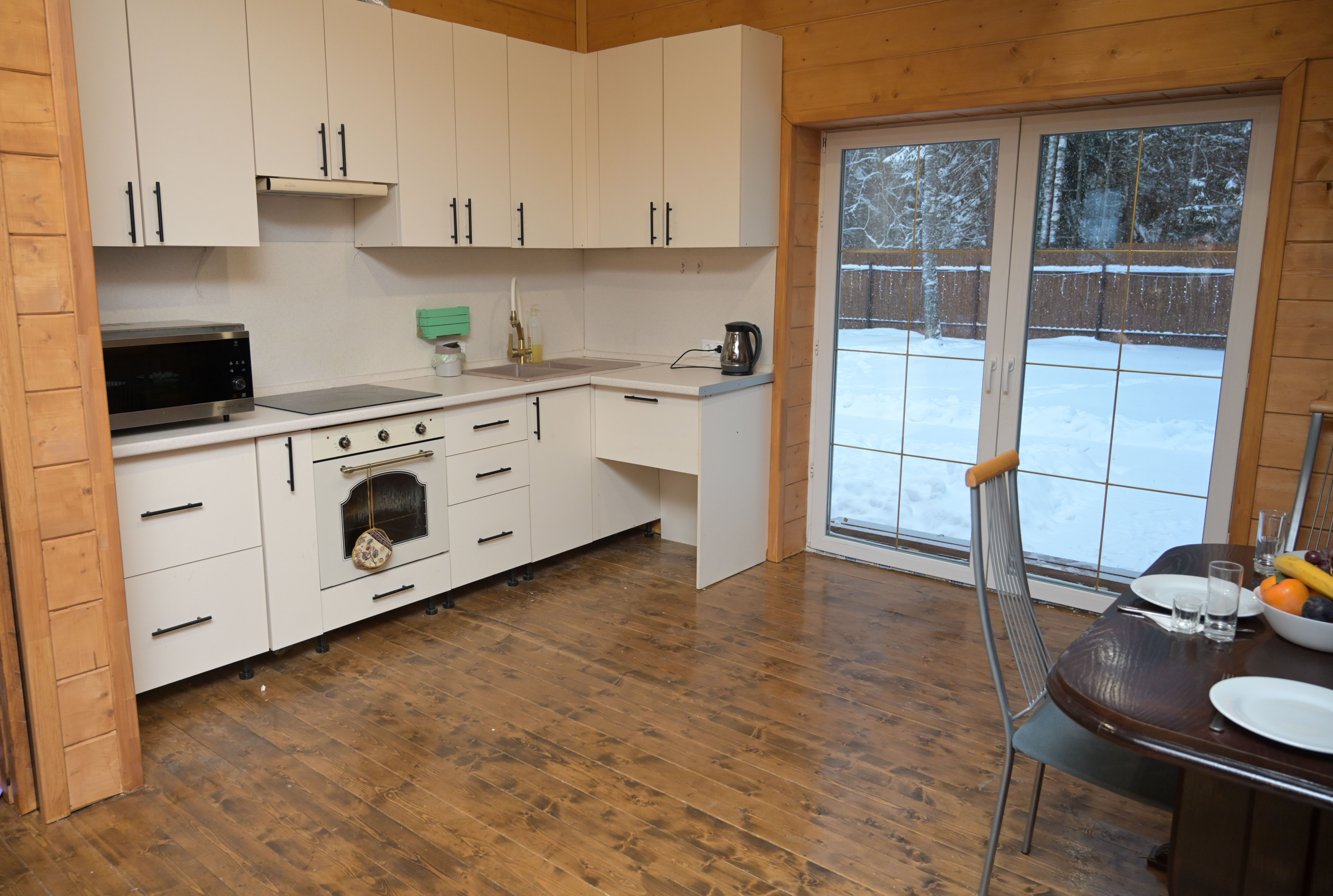 Дом с видом на лес