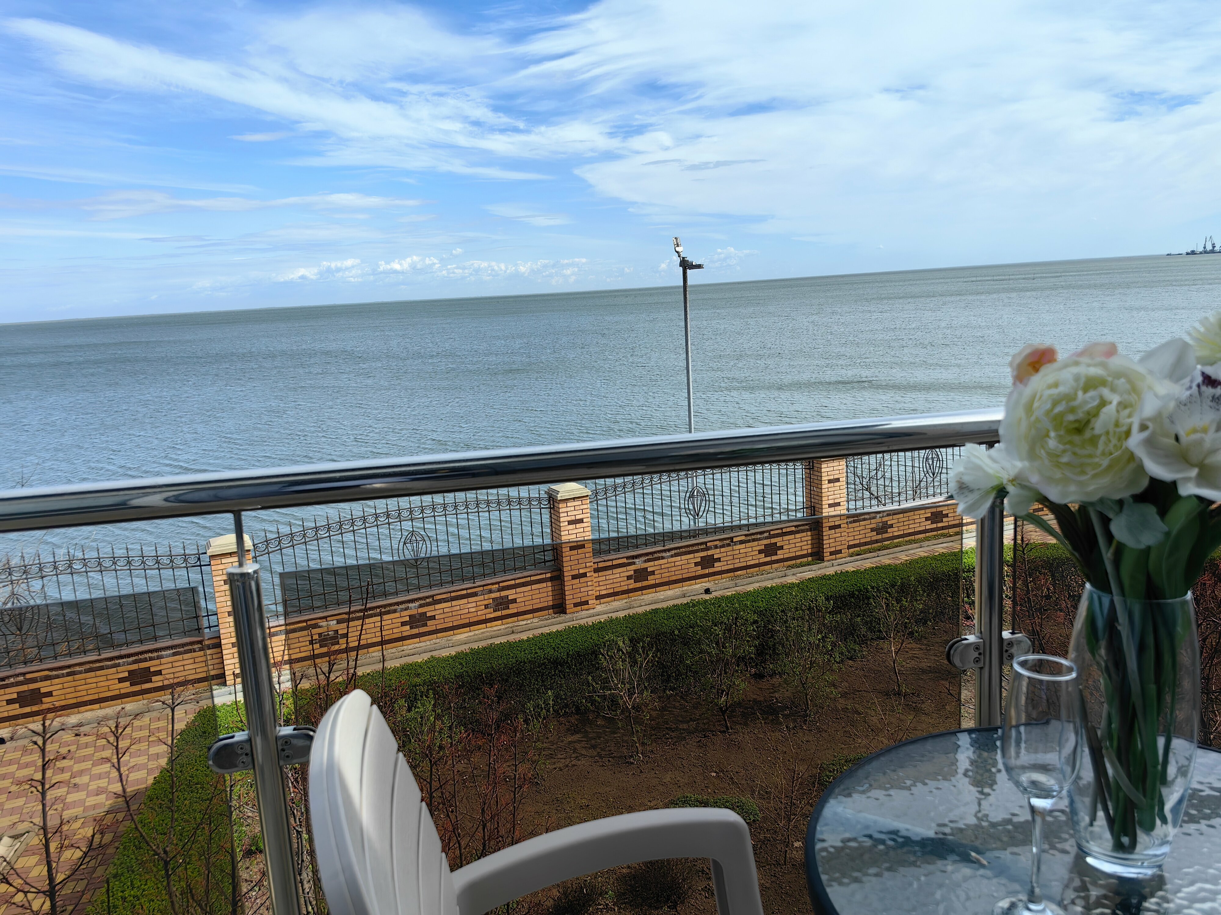 Номер-студия с видом на море