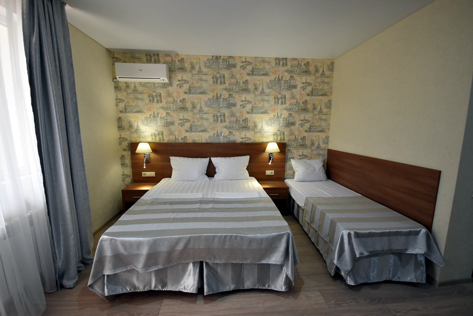 Стандартный трехместный номер