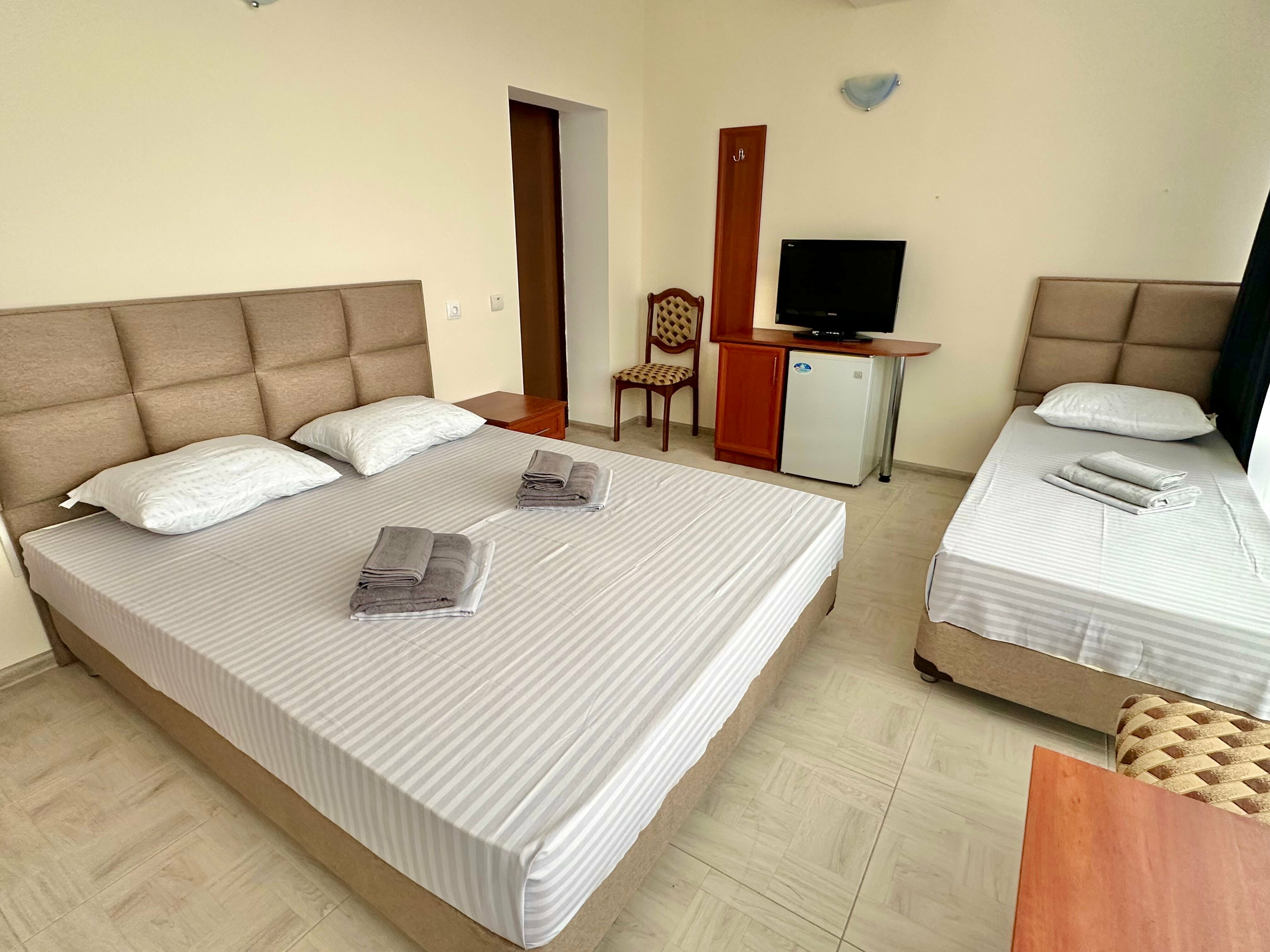 Панорамный четырехместный номер