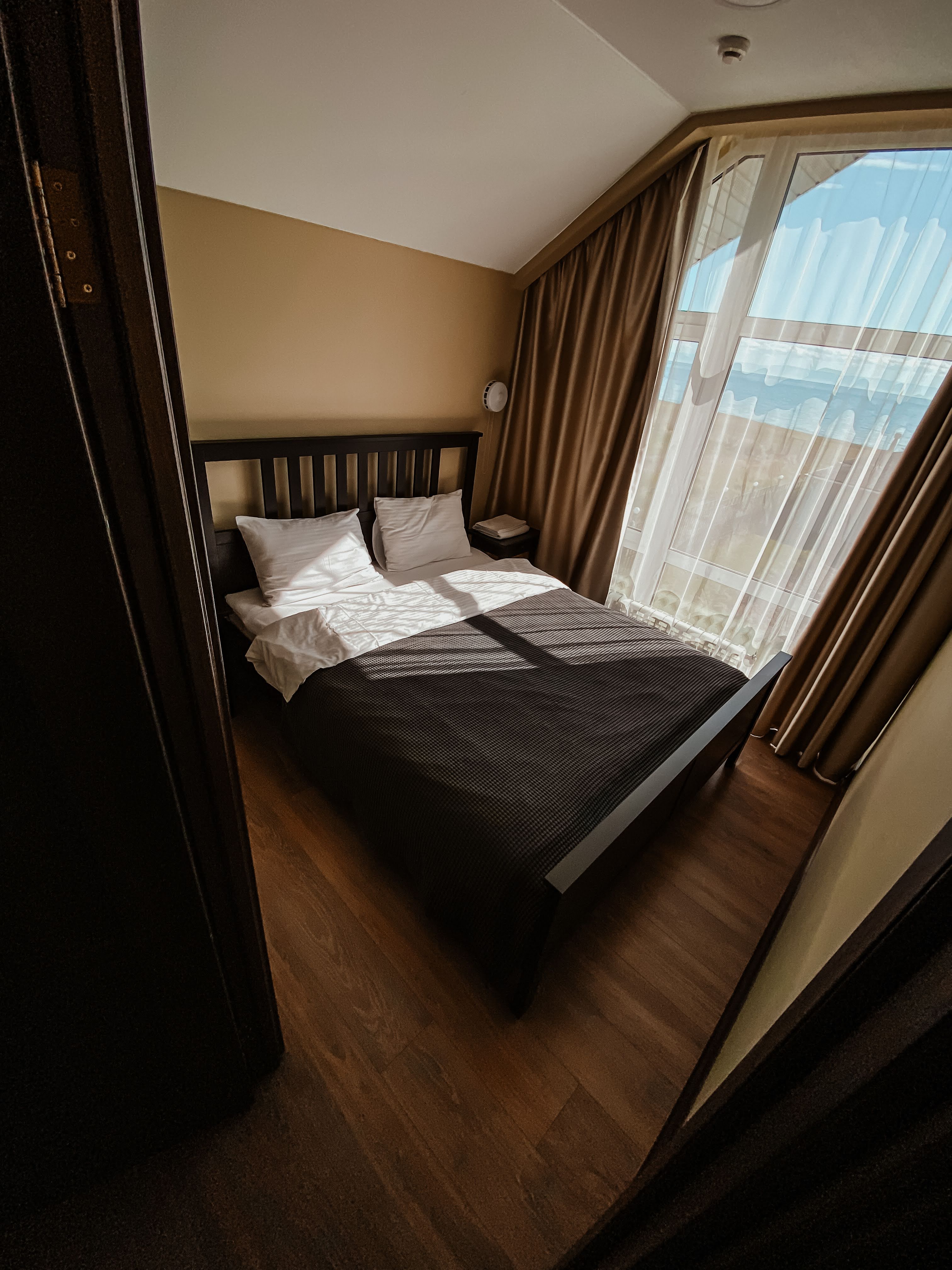 Коттедж с видом на озеро