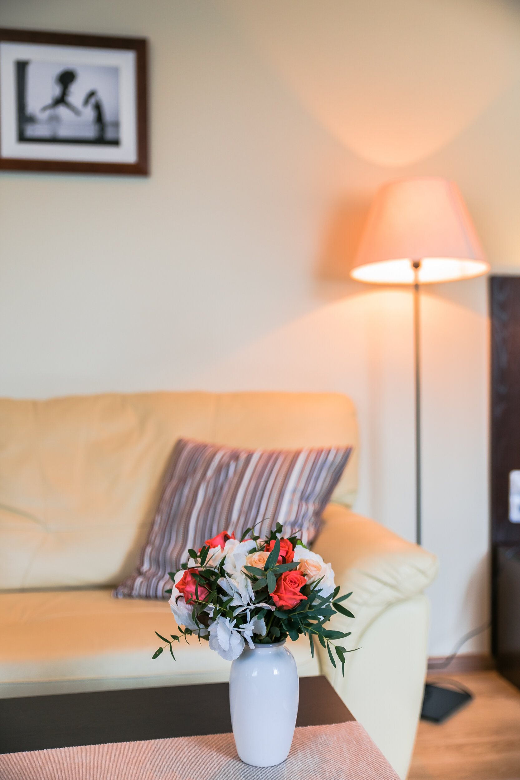 Номер-студия с кроватью размера "king-size" и диван-кроватью