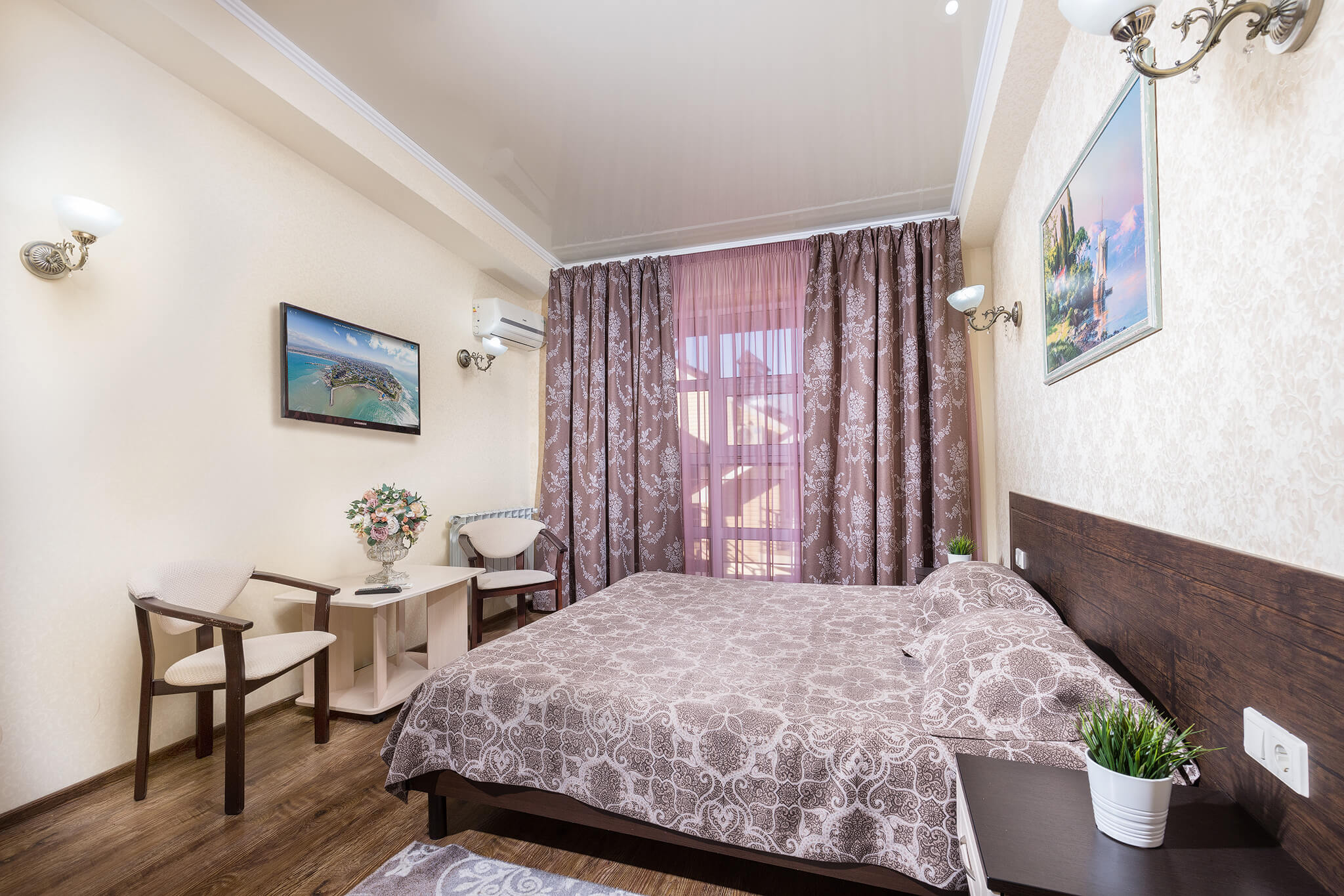 Семейный 2-х комнатный номер с балконом