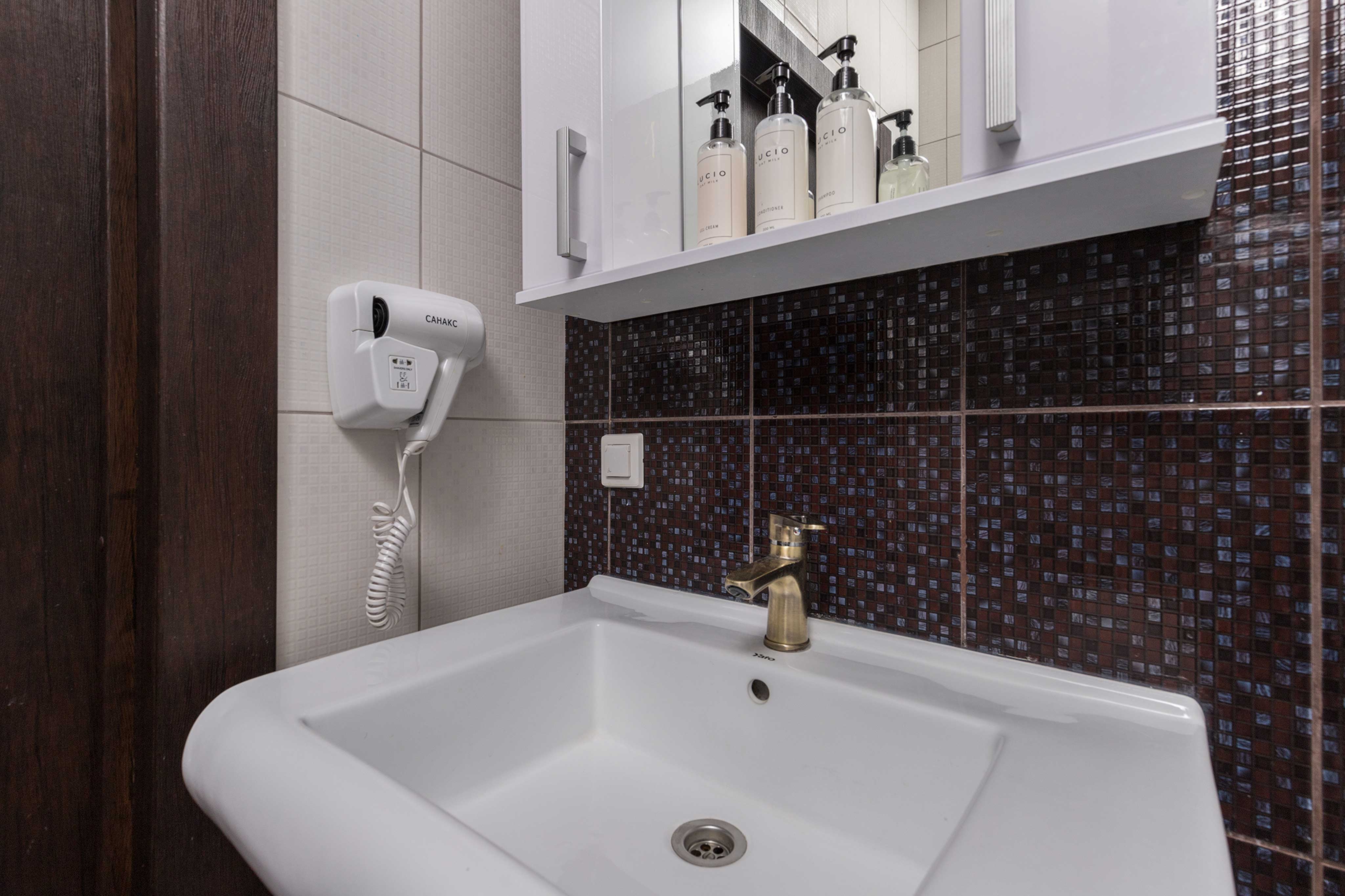 Люкс двухкомнатный с балконом