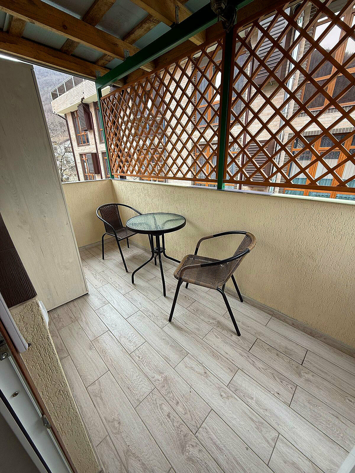 Апартаменты с балконом