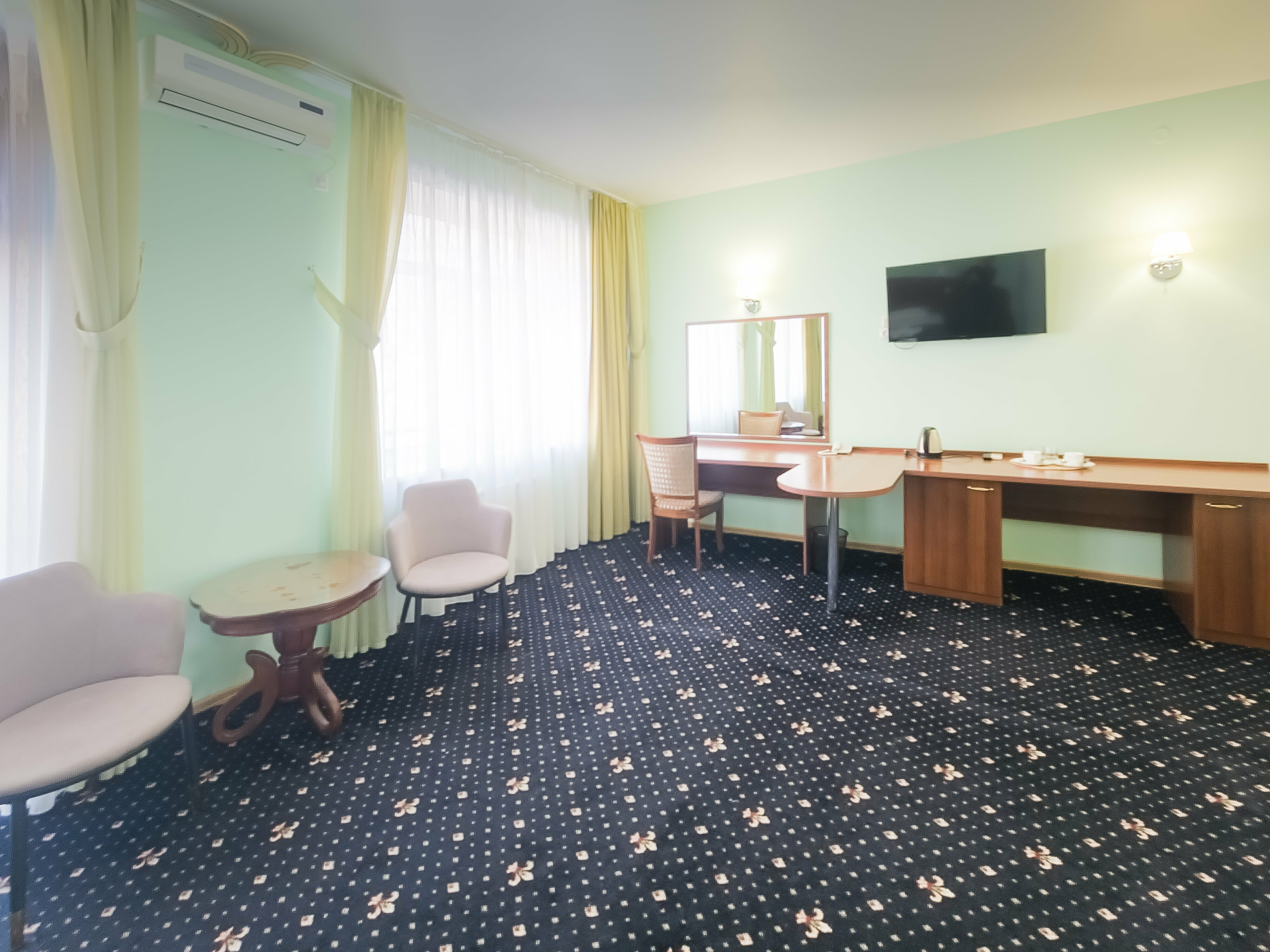 Улучшенный двухместный номер с 1 кроватью