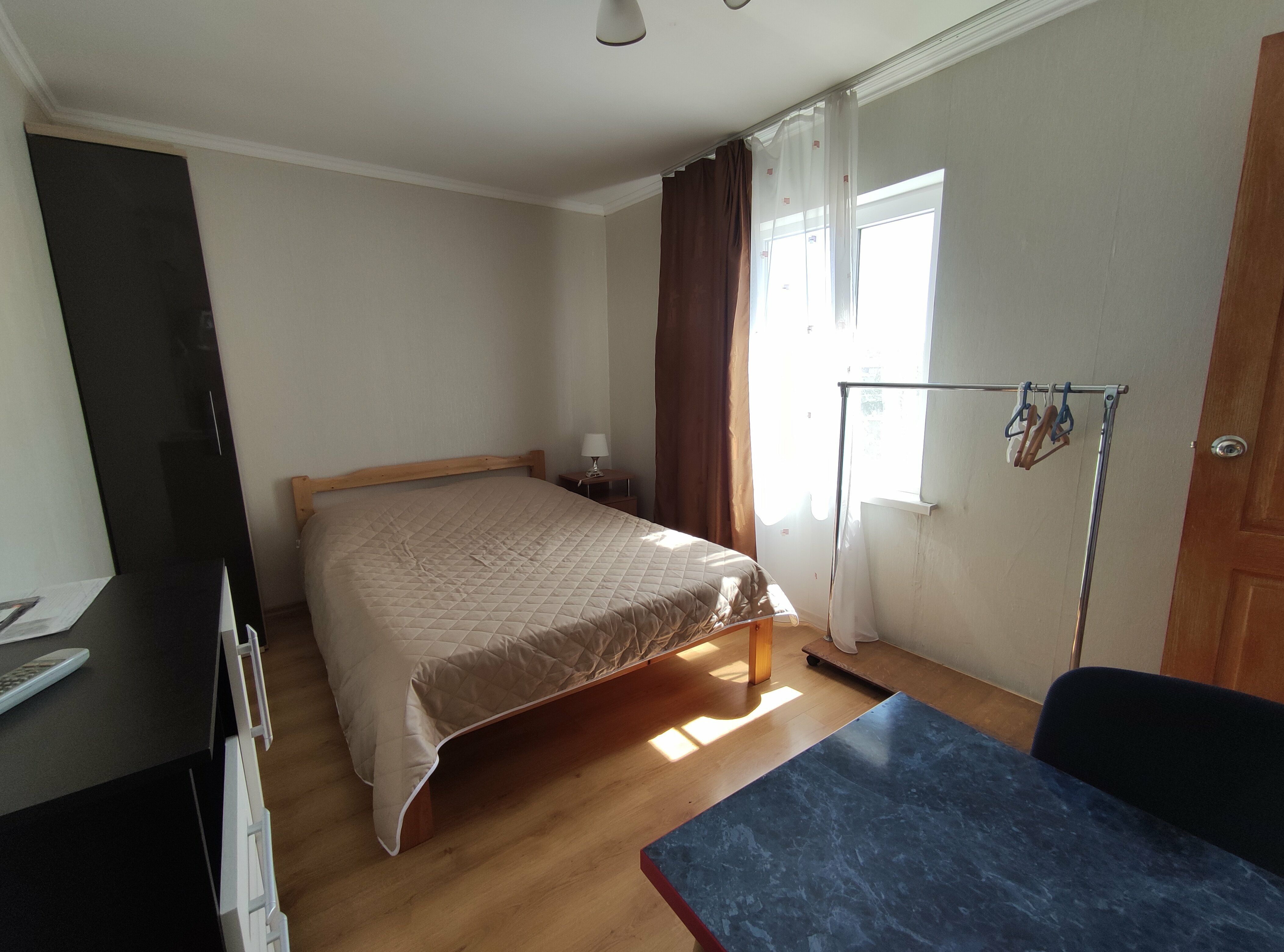 двухместный эконом с собственным санузлом вне номера