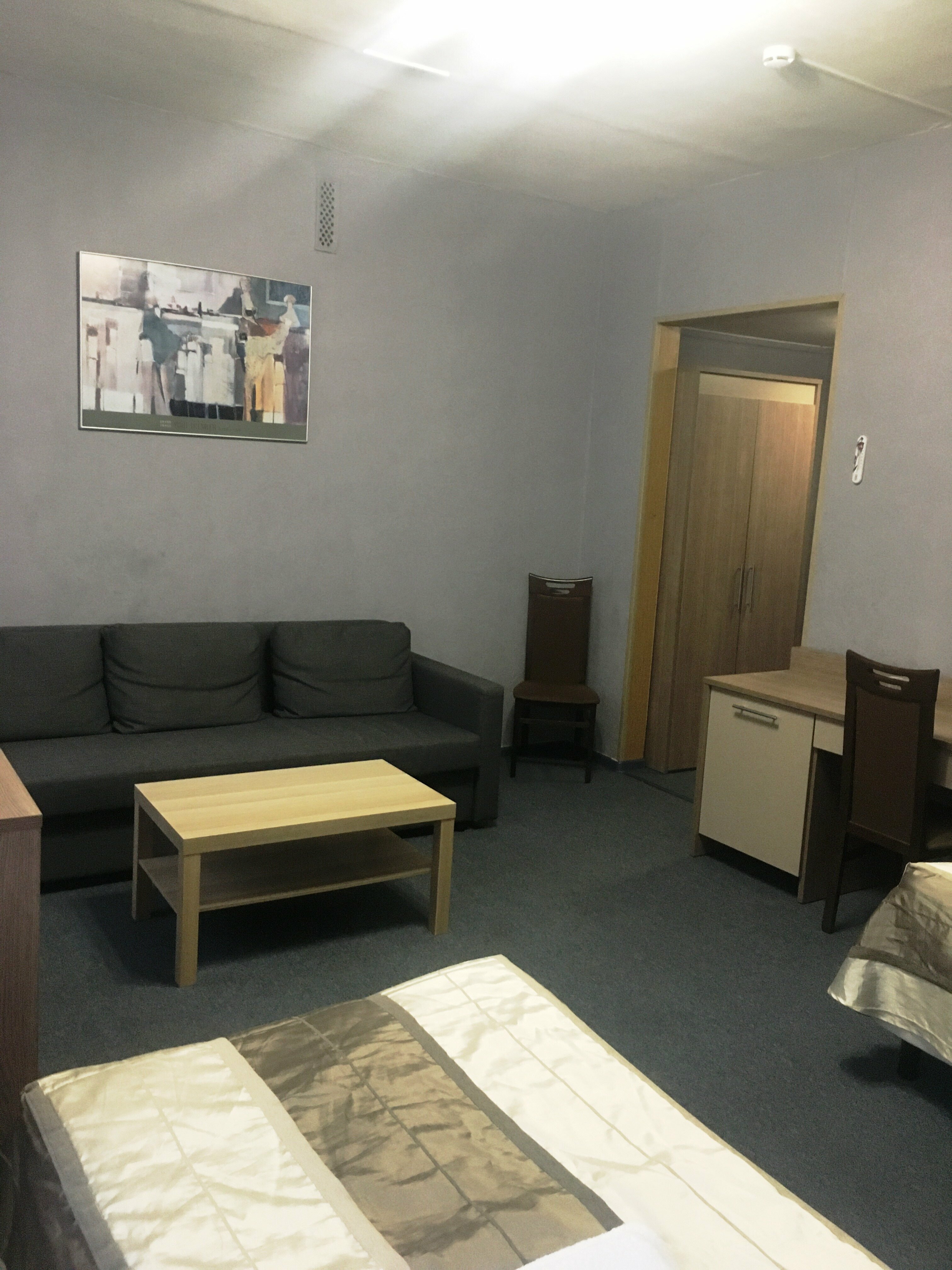 Эконом две кровати+диван