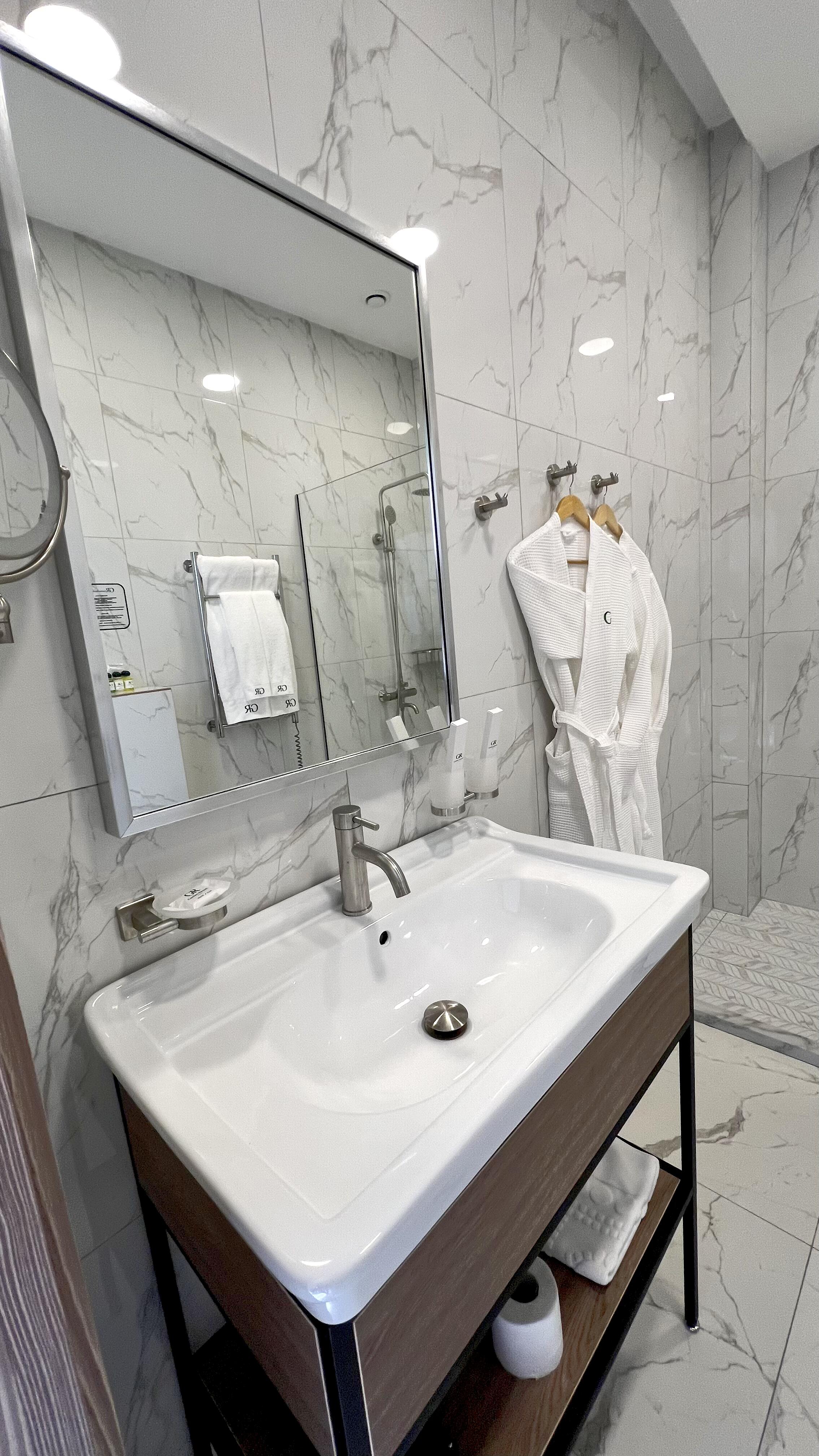 Комфорт с террасой и видом на море