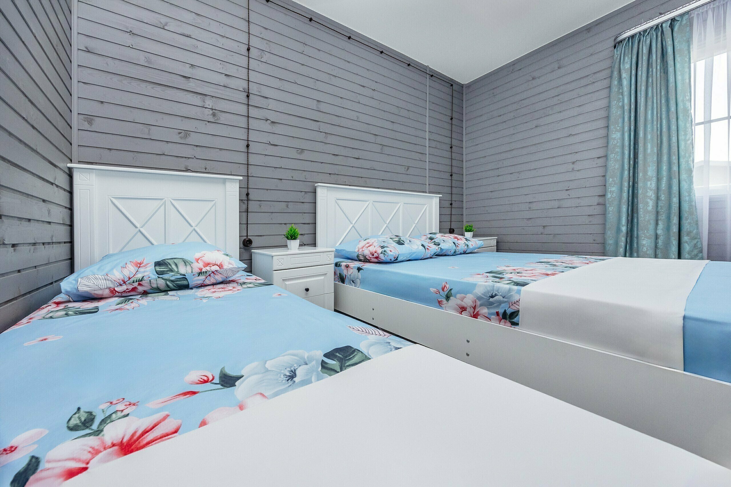 Двухкомнатный домик в гостевом комплексе "БроНау Семейный"