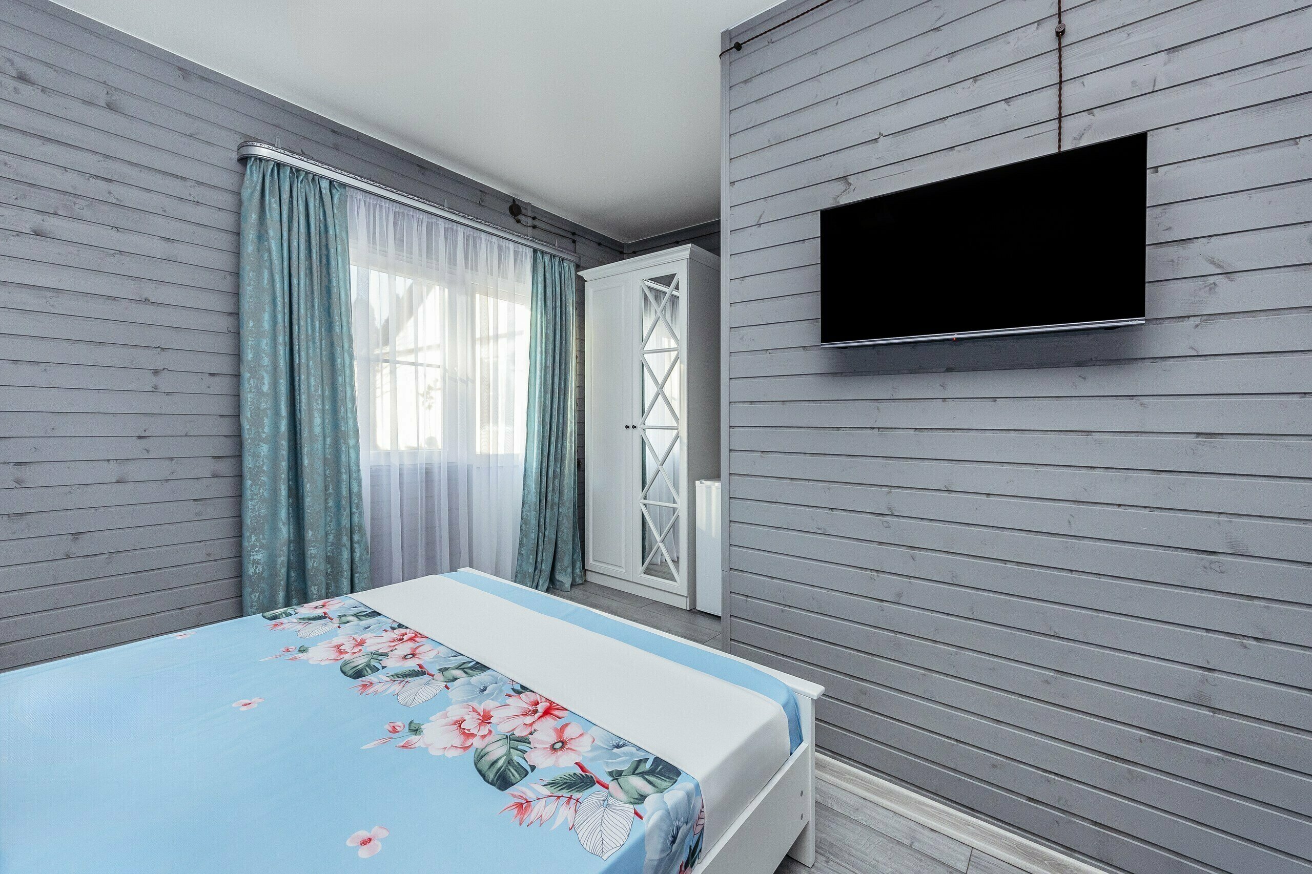 Двухкомнатный домик в гостевом комплексе "БроНау Семейный"