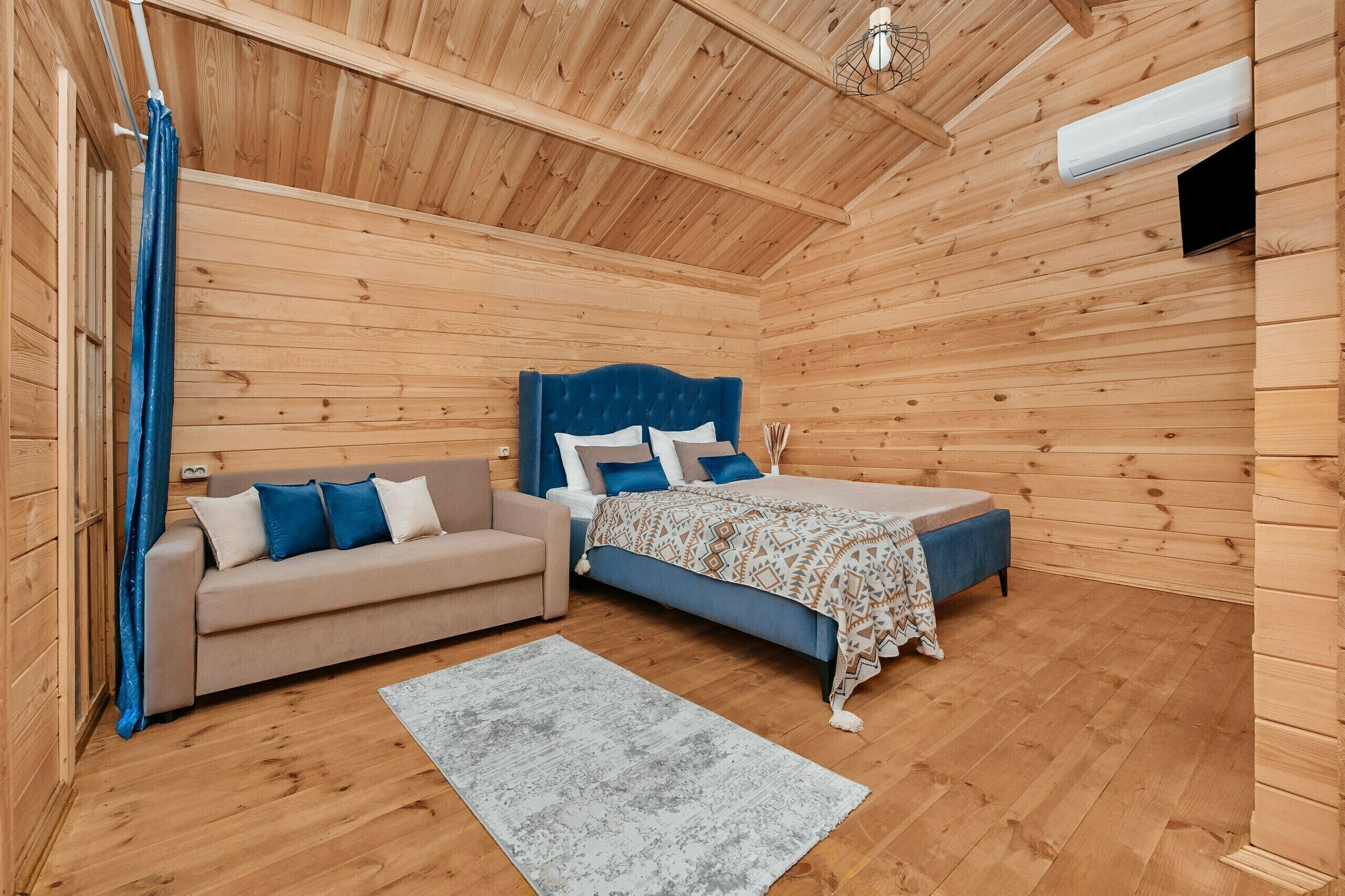 Трехместный домик БроНау Камелия